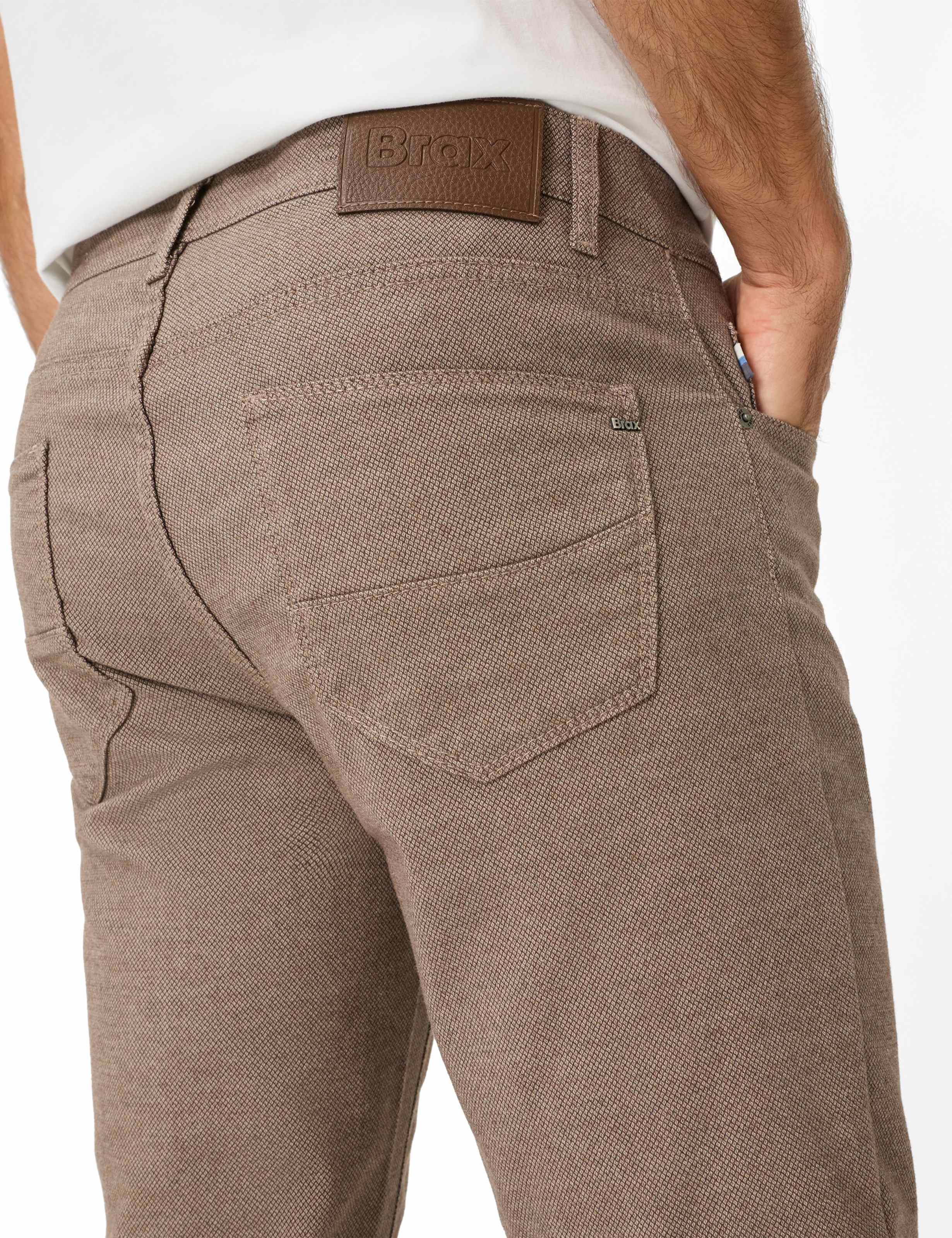 Herren Style CADIZ Hellbraun Straight Fit Detail 2
