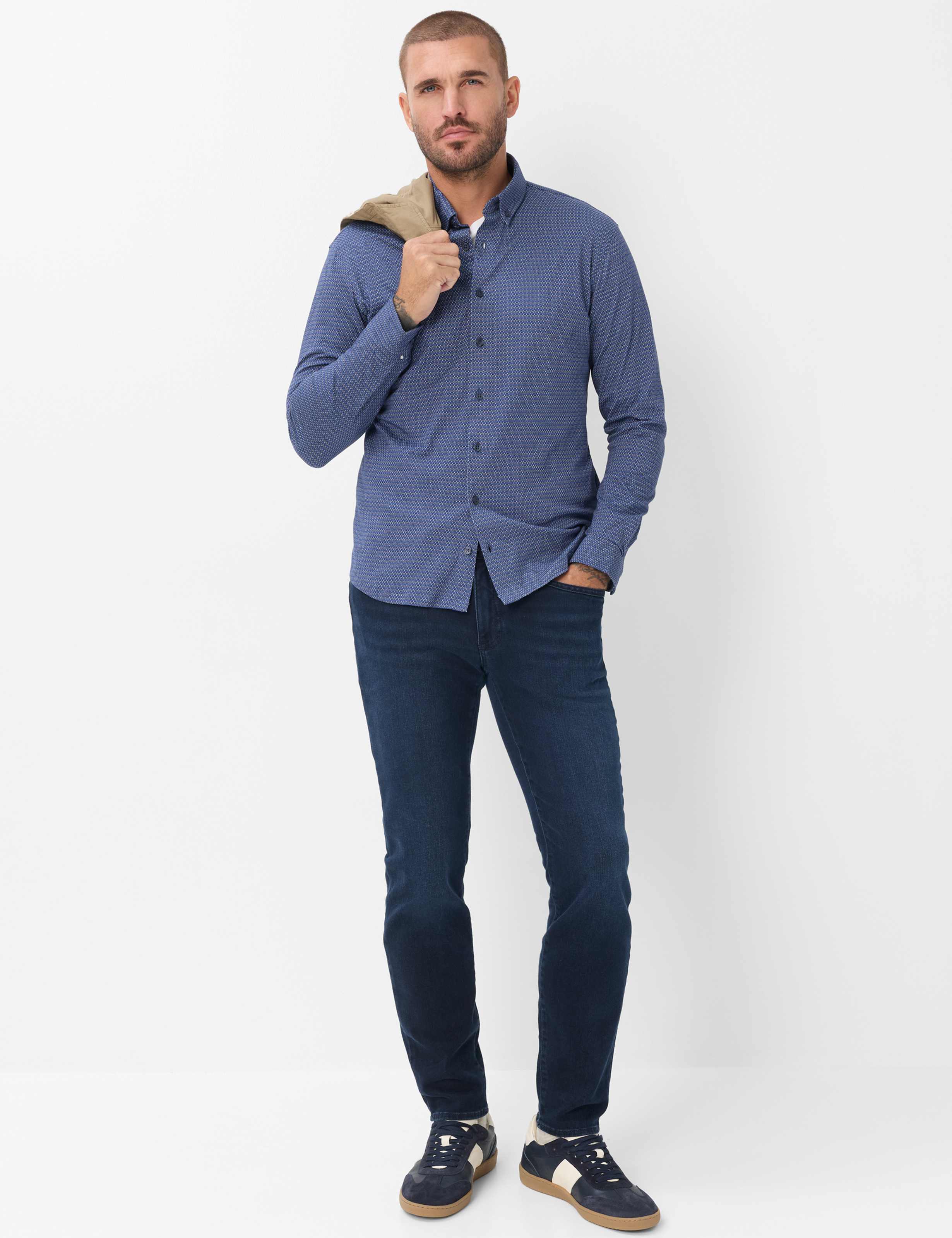 Herren Style DANIEL Dunkelblau  Model Outfit