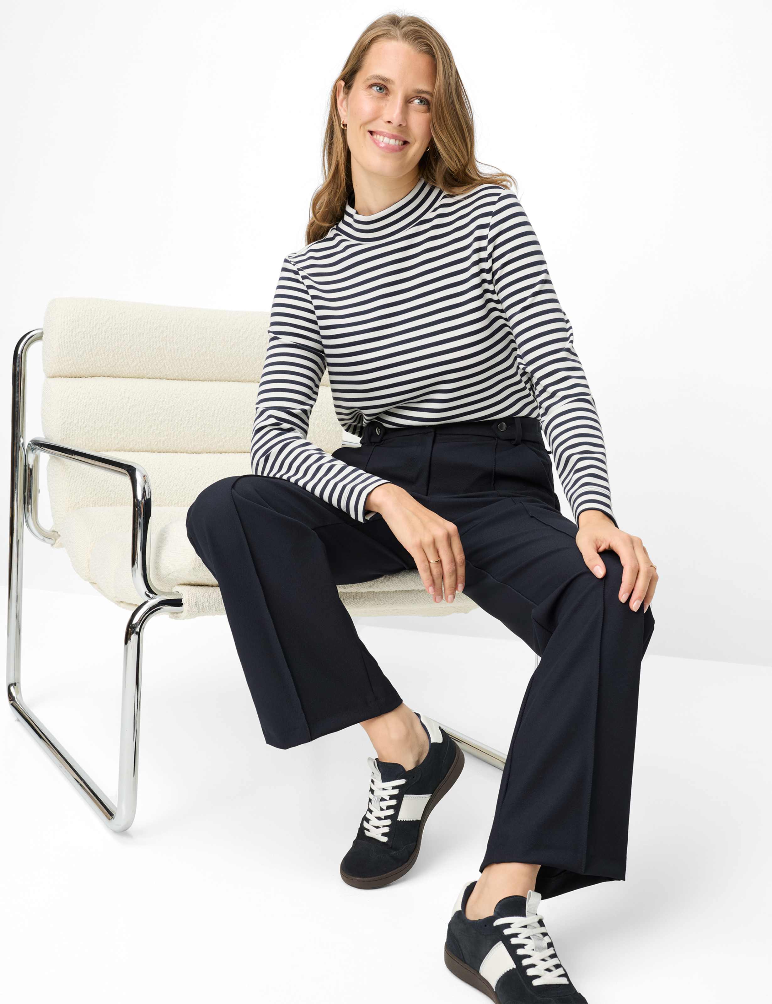 Dames Style MAINE Donkerblauw Wide Leg Detail 1