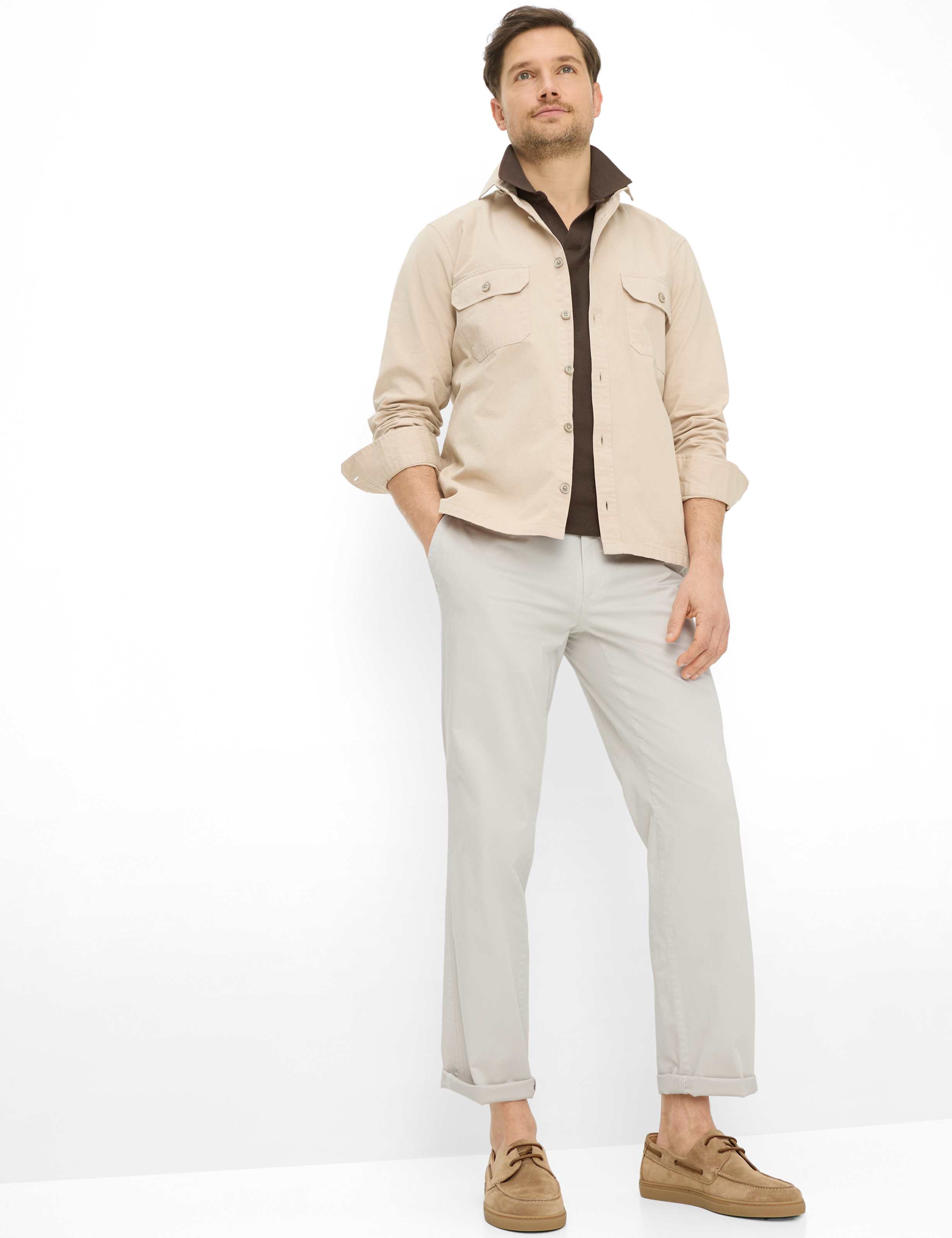 Herren Style EVEREST Hellbeige Regular Fit Model Outfit