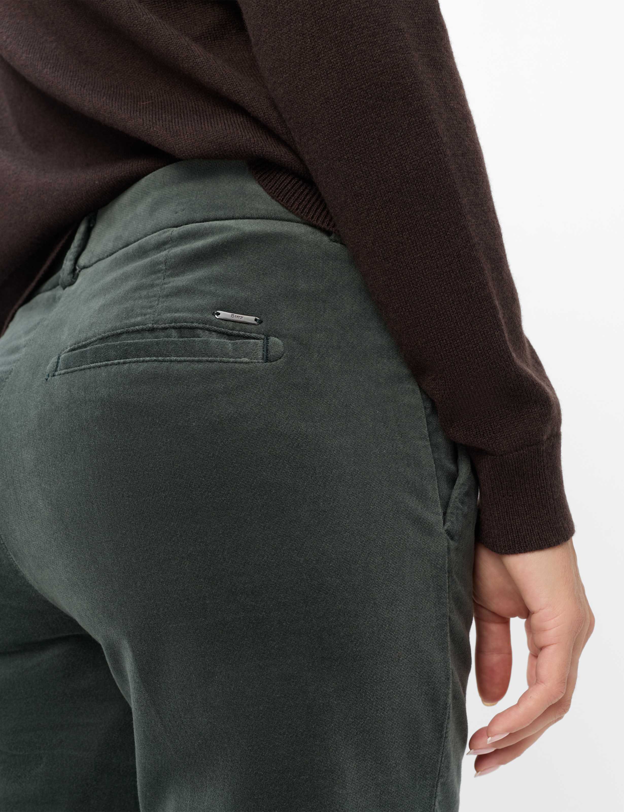 Damen Style MARON S Dunkelgrün Regular Fit Detail 2