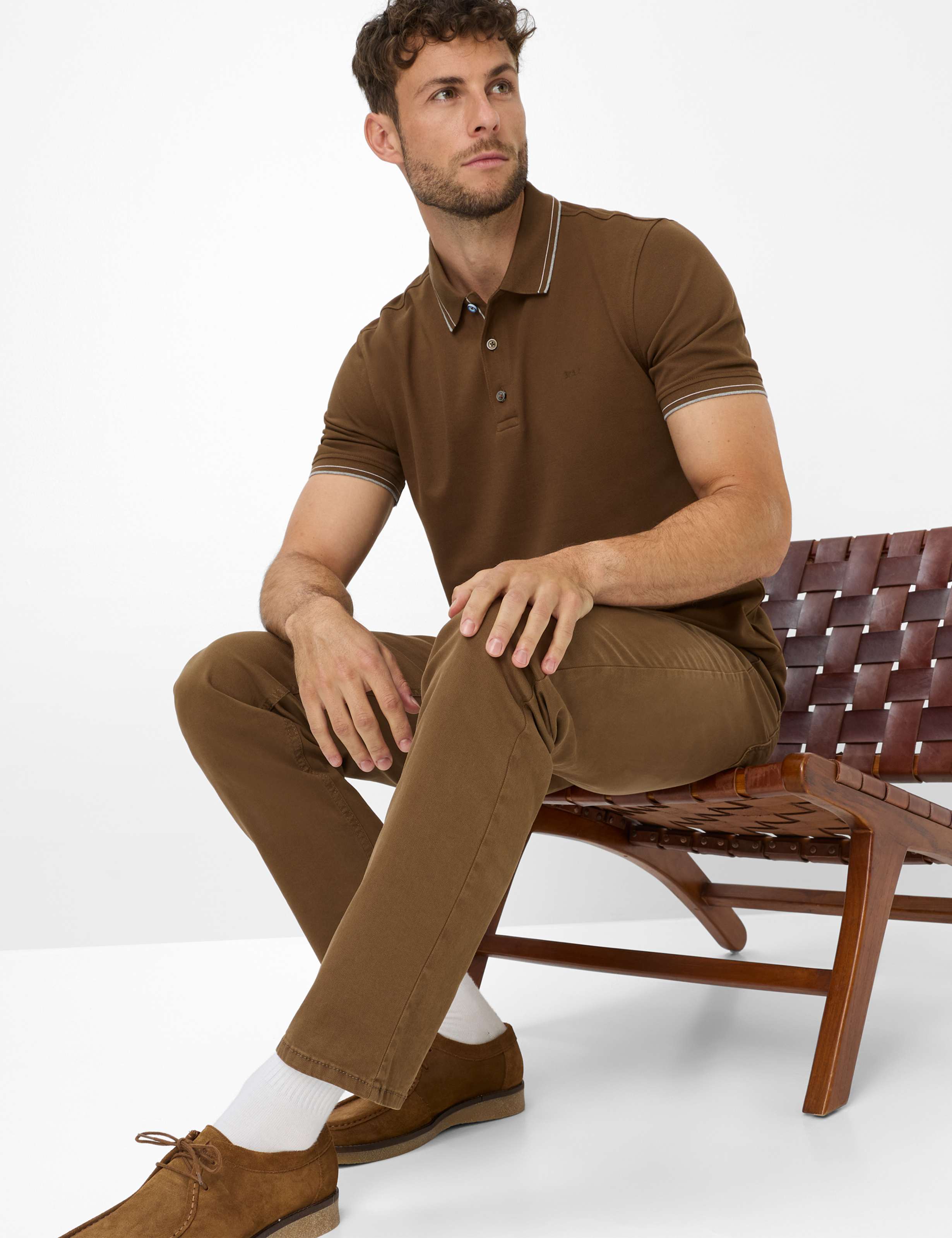 Herren Style CHUCK Dunkelbraun Modern Fit Detail 1