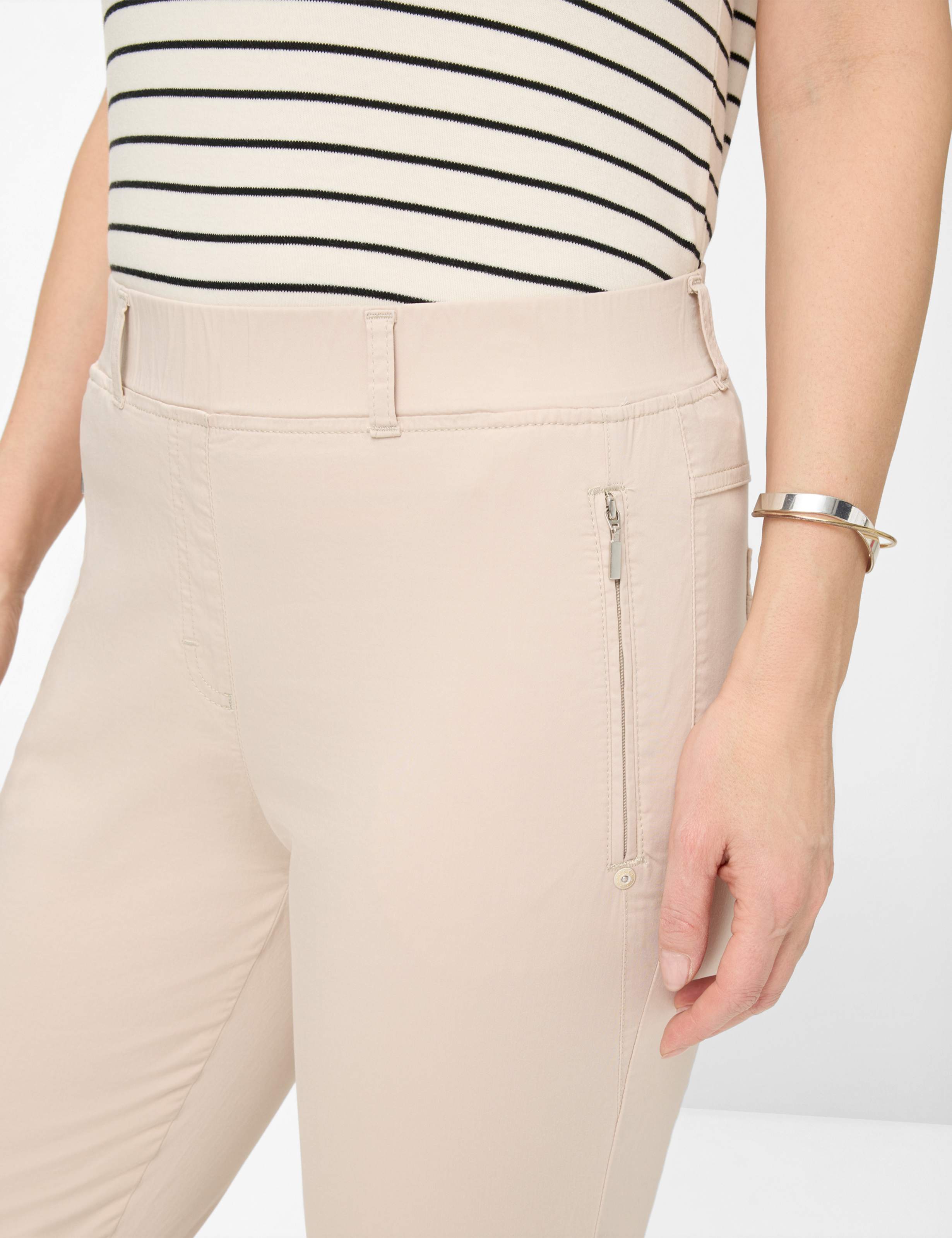 Femme Style LAVINA ZIP 6/8 Beige Super Slim Fit Détail 2