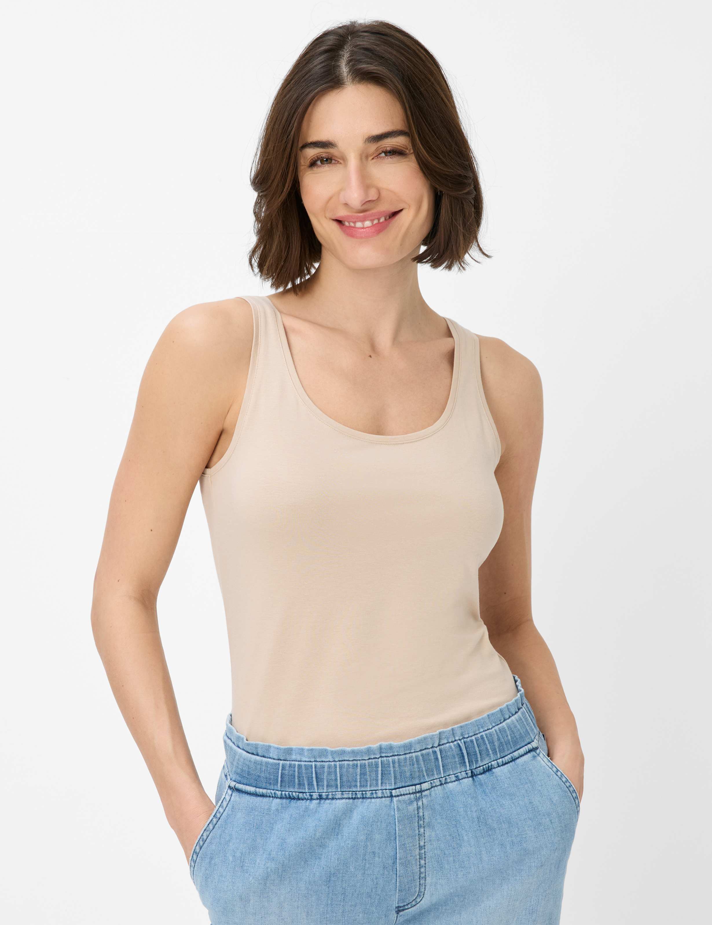 Femme Style SILVY Beige  Devant mannequin