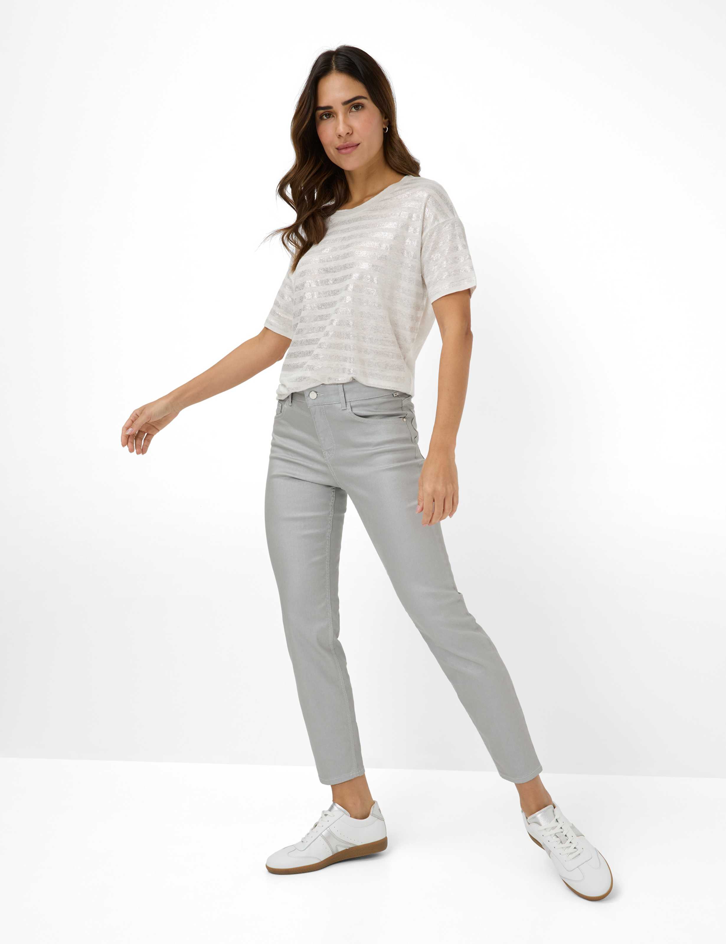 Damen Style CANDICE Cremeweiß  Model Outfit