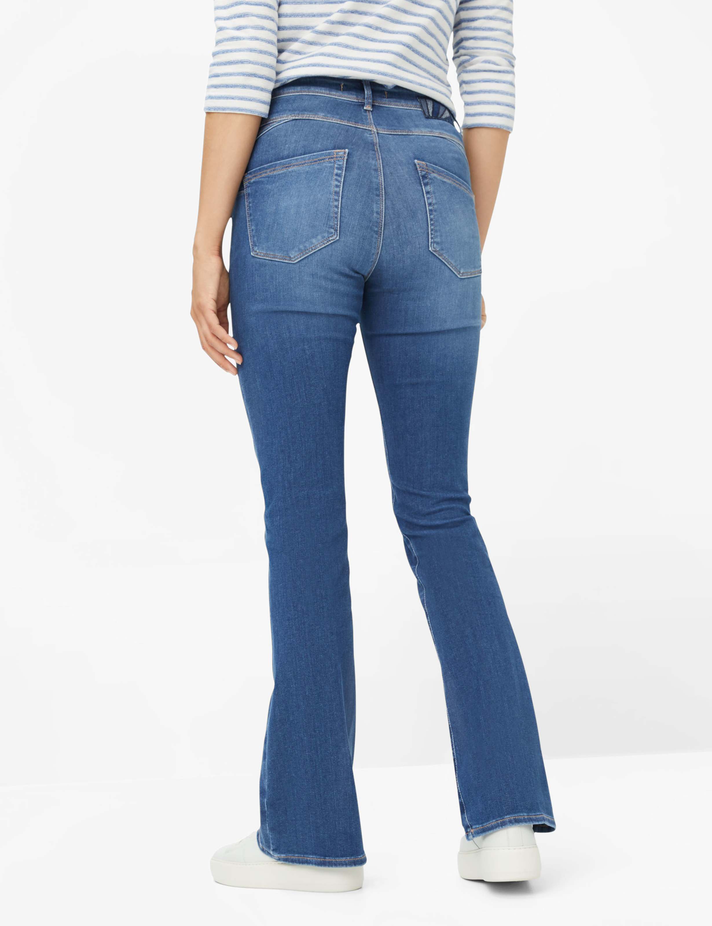 Women Style ANA USED REGULAR BLUE Skinny Fit Model back