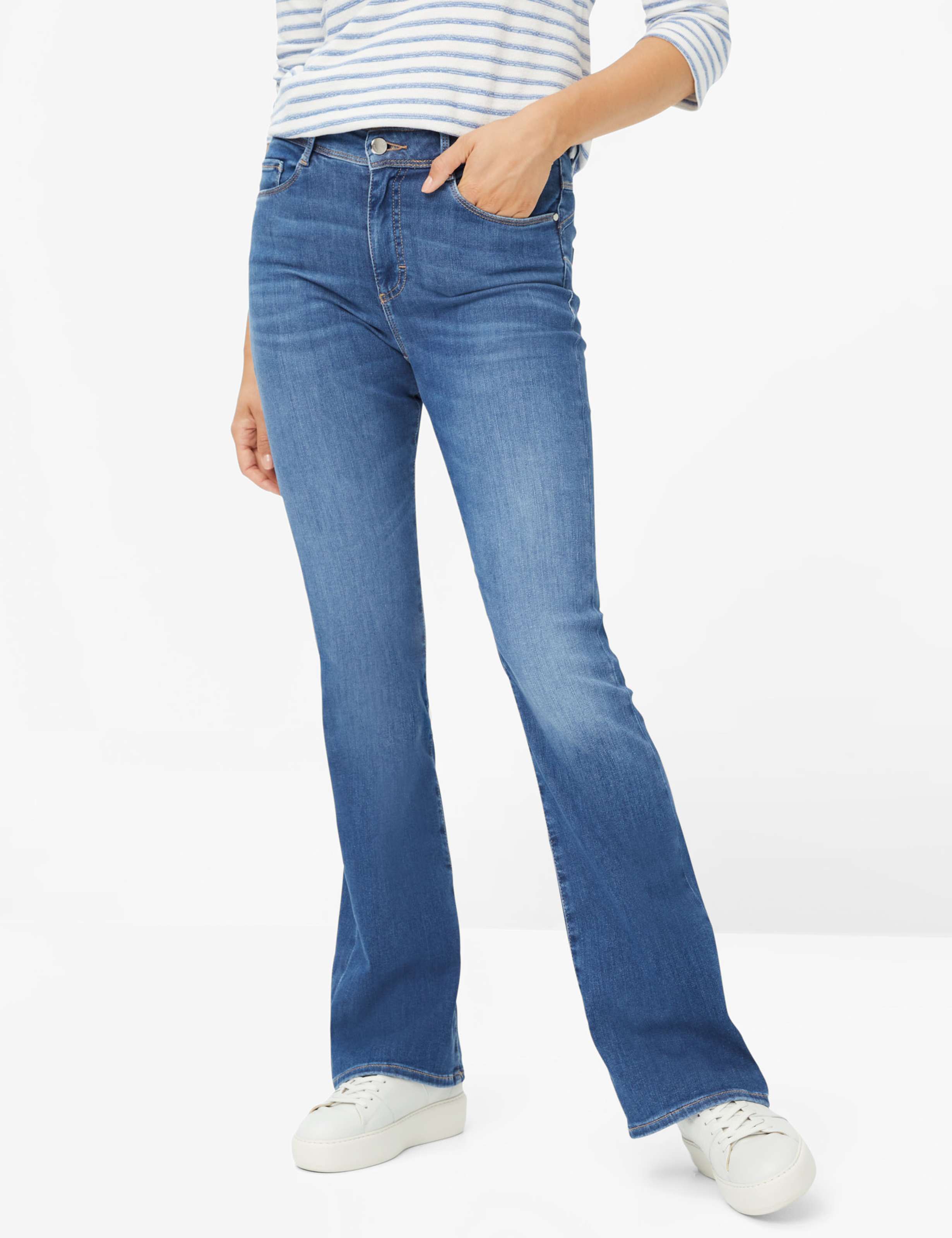 Women Style ANA USED REGULAR BLUE Skinny Fit Model Front