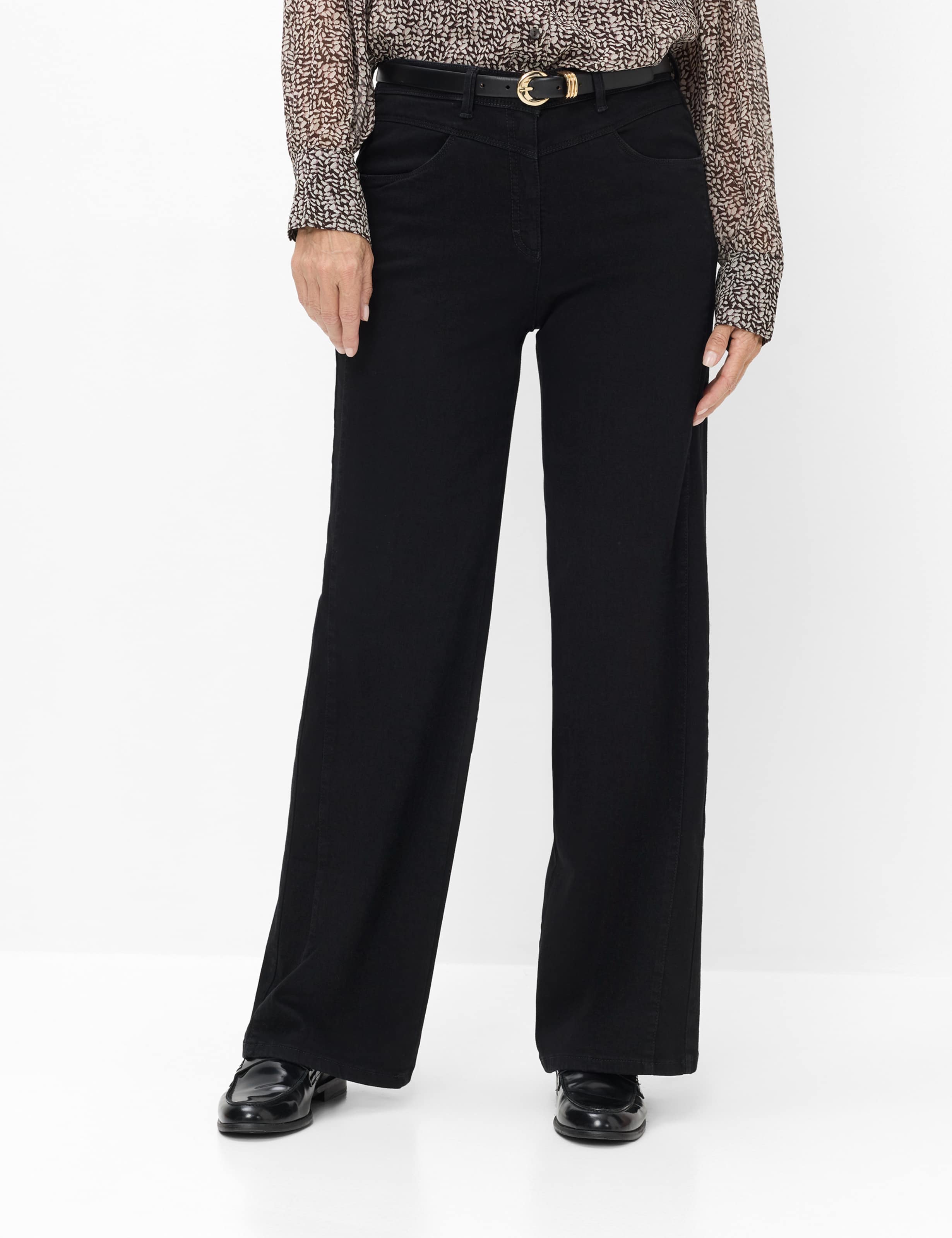 Schwarz, Damen, Style LAURA FLARED, MODEL_FRONT_ISHOP