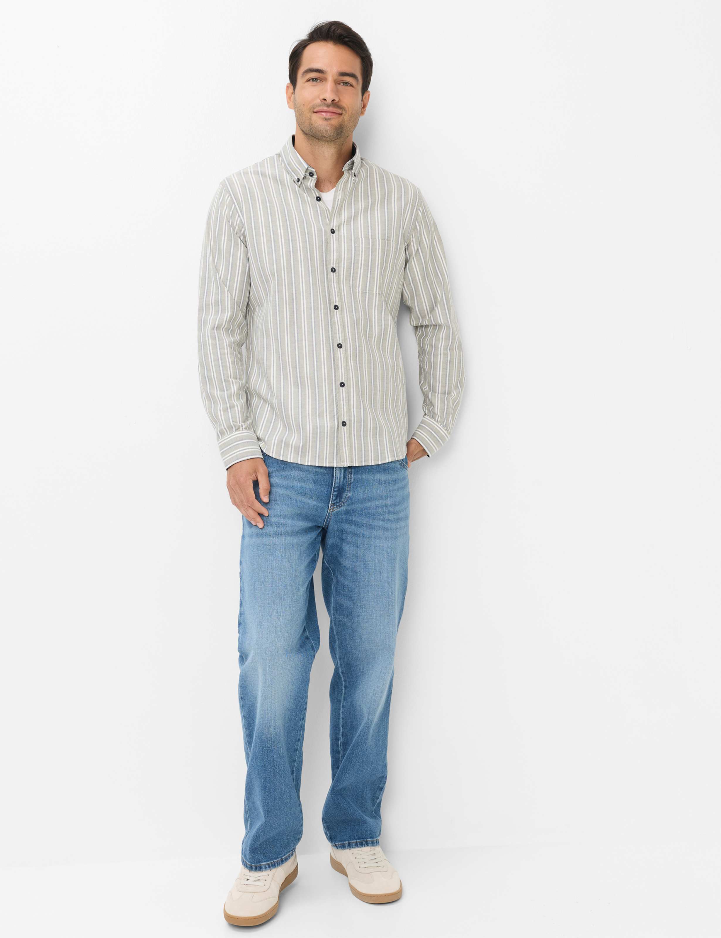 Herre Style DANIEL Mørkeblå  Model Outfit
