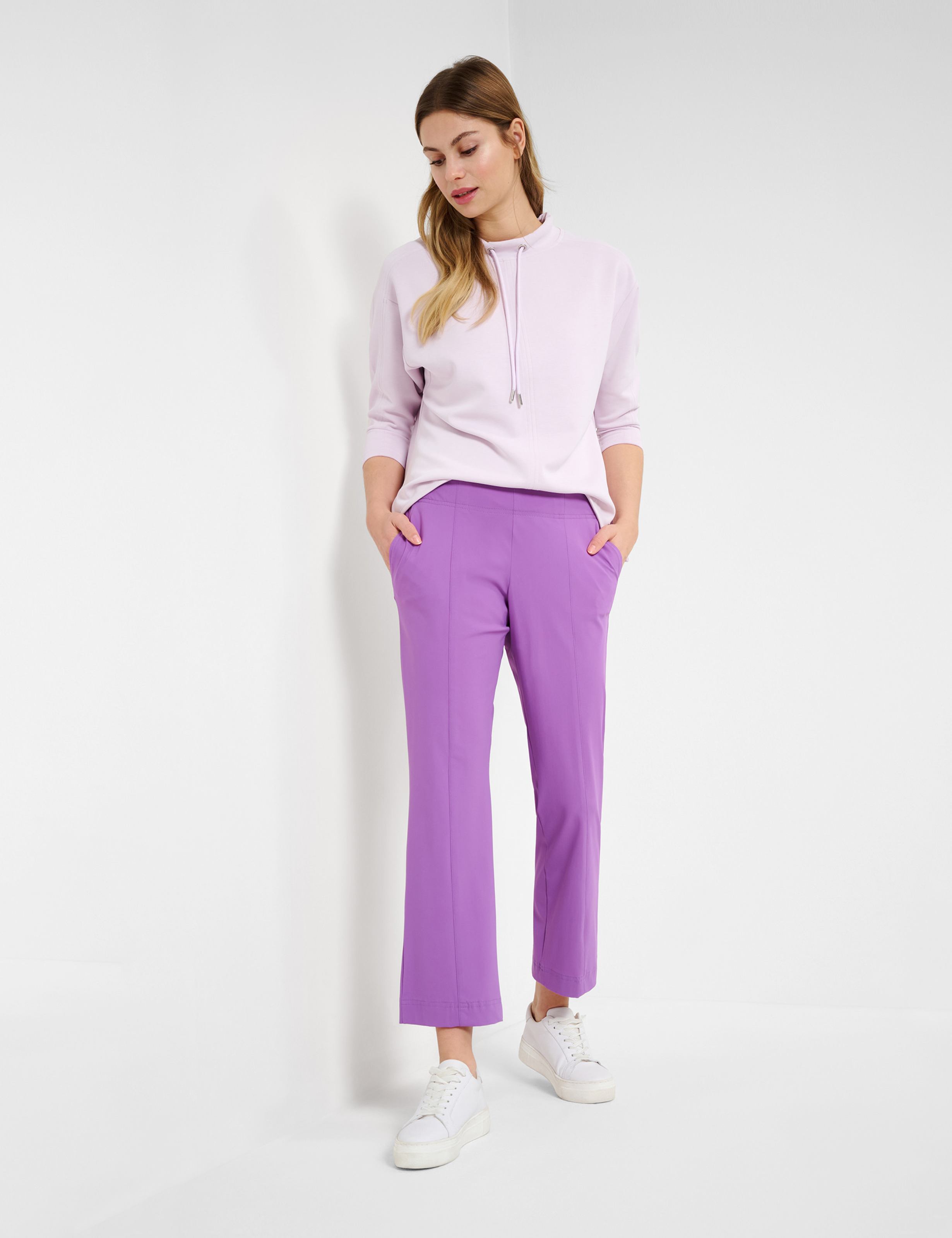 Women Style MALIA S PURPLE Slim Fit Model Outfit