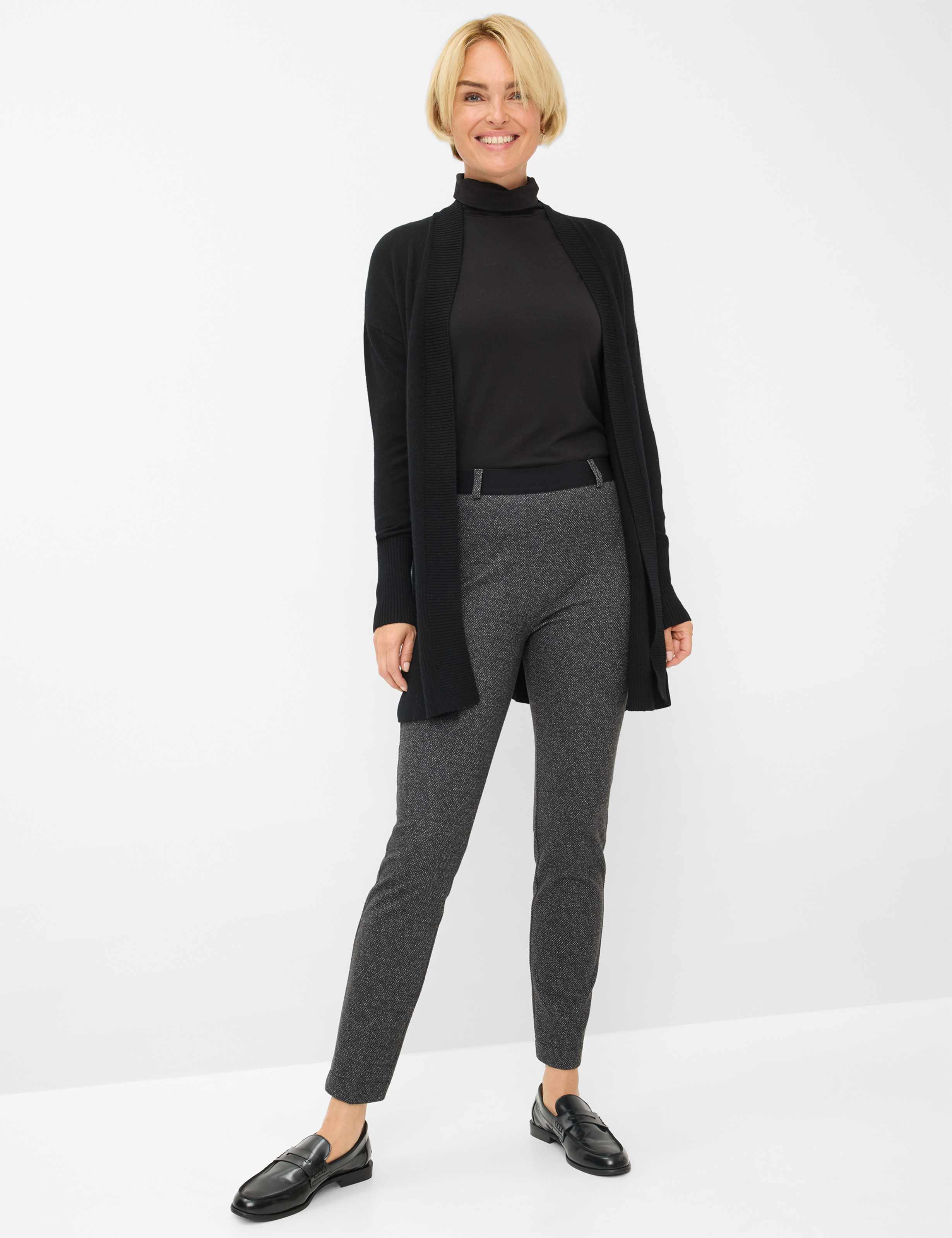 Damen Style LILLYTH Dunkelgrau - Anthrazit Super Slim Fit Model Outfit