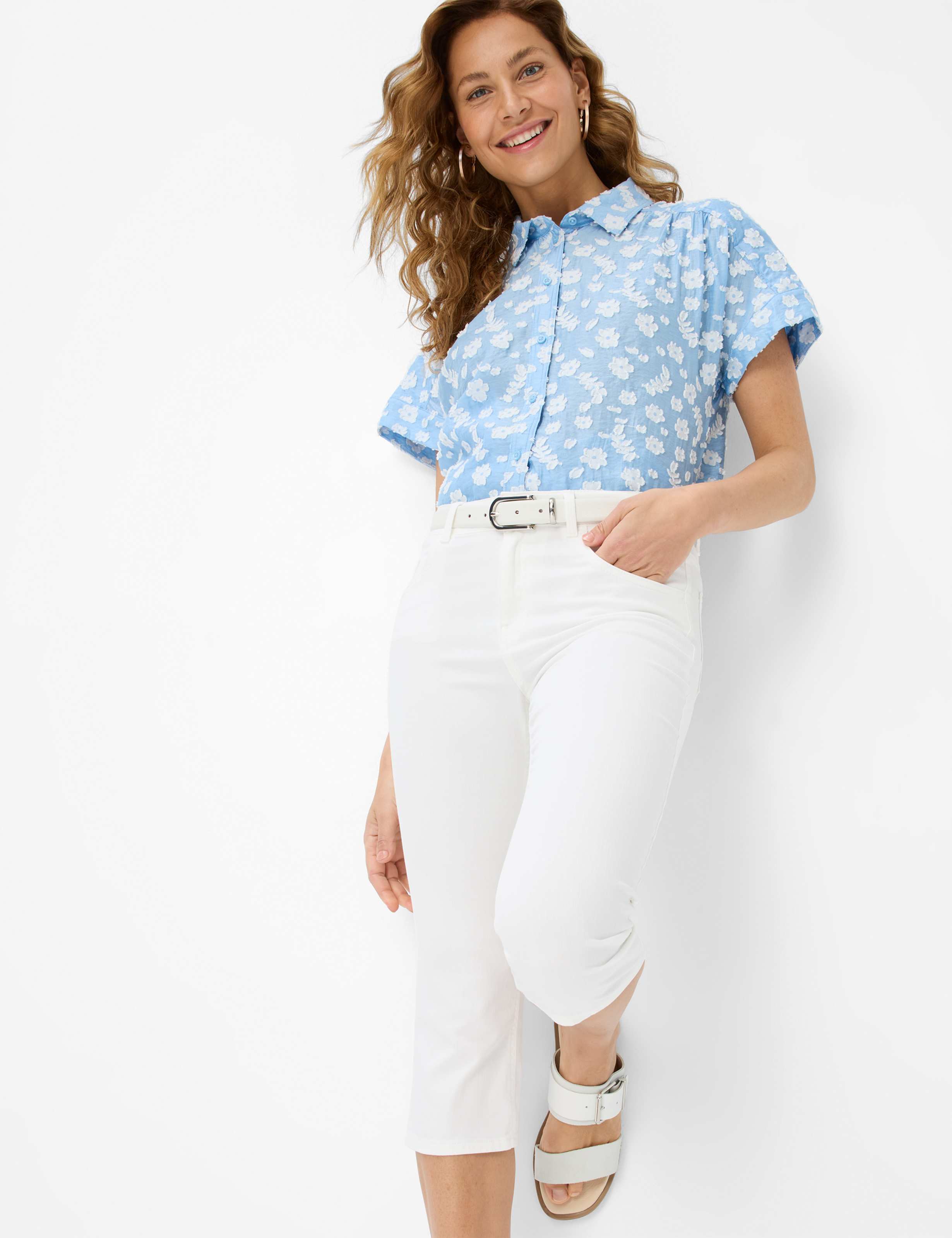 Women Style SHAKIRA C Denim White Slim Fit Detail 1