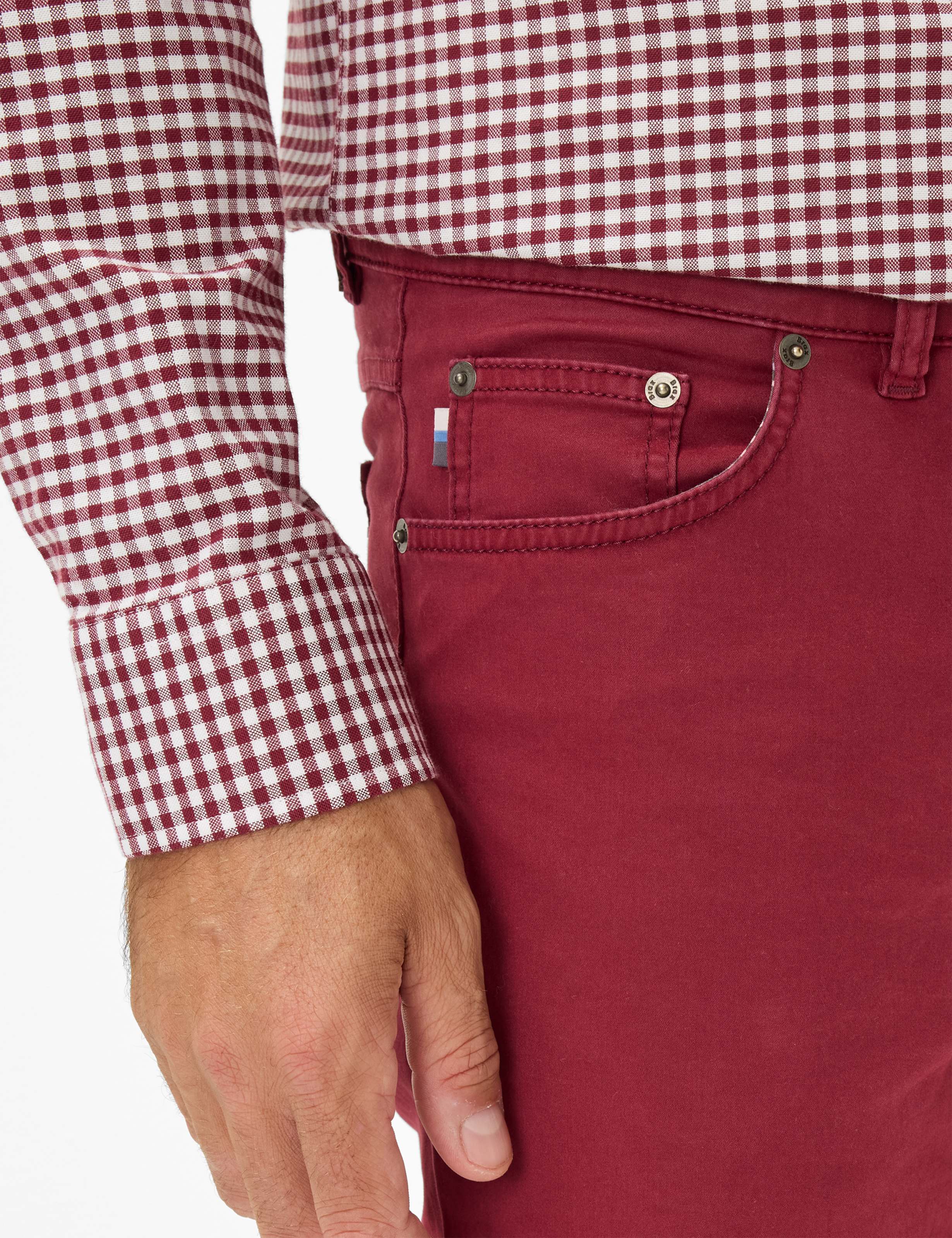 Homme Style COOPER Rouge Foncé Regular Fit Détail 2