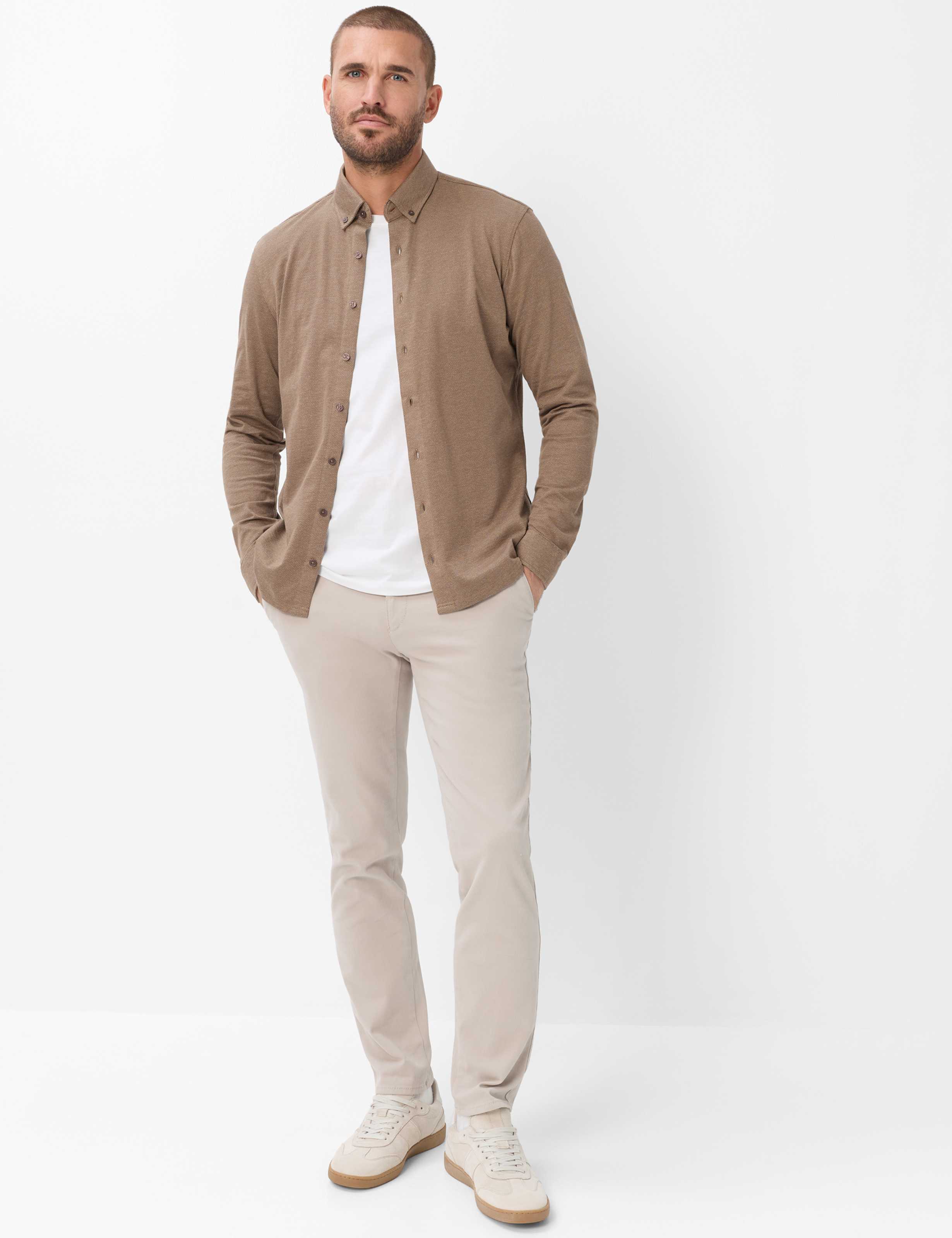 Herren Style DANIEL Braun  Model Outfit