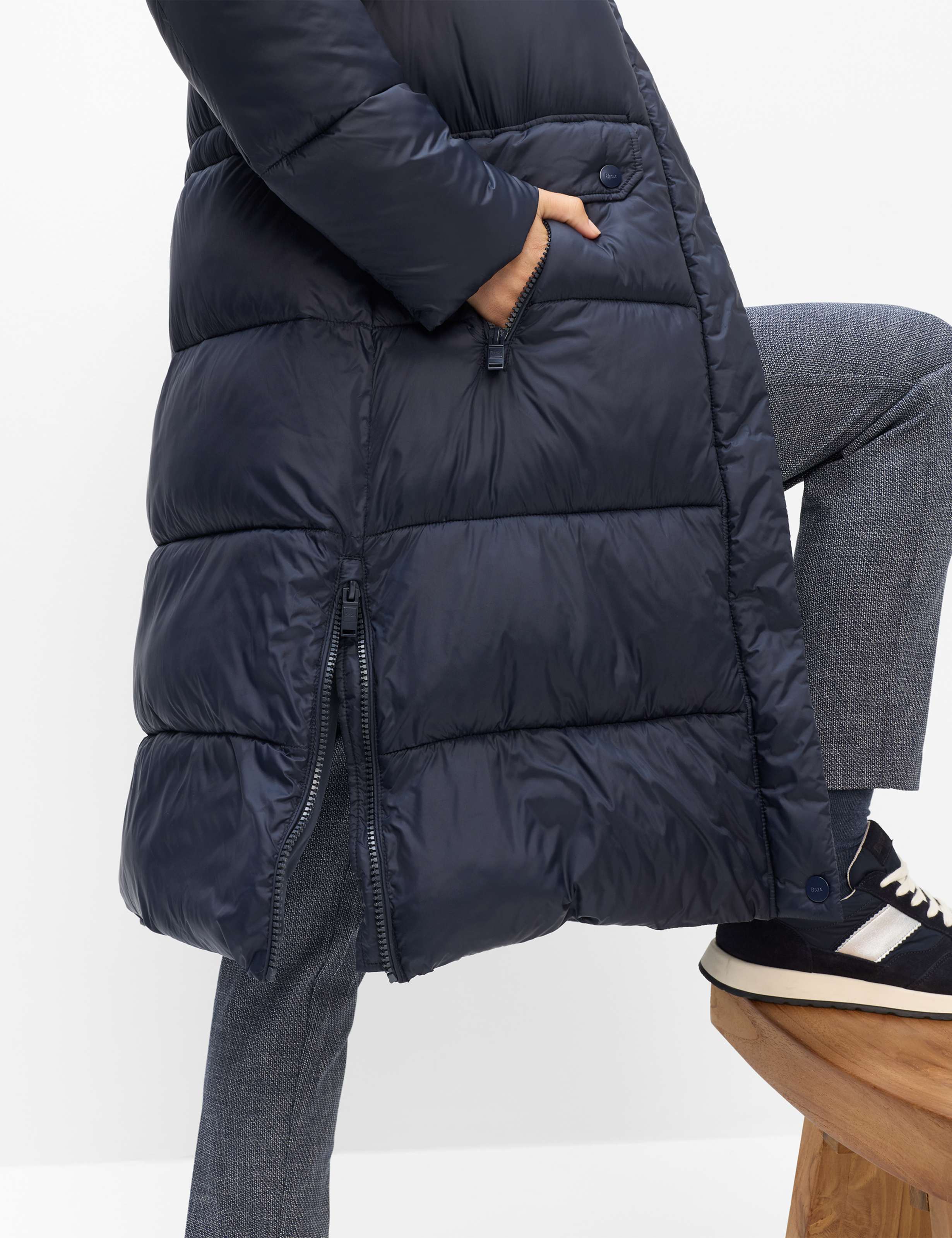 Damen Style TINA Dunkelblau  Detail 1