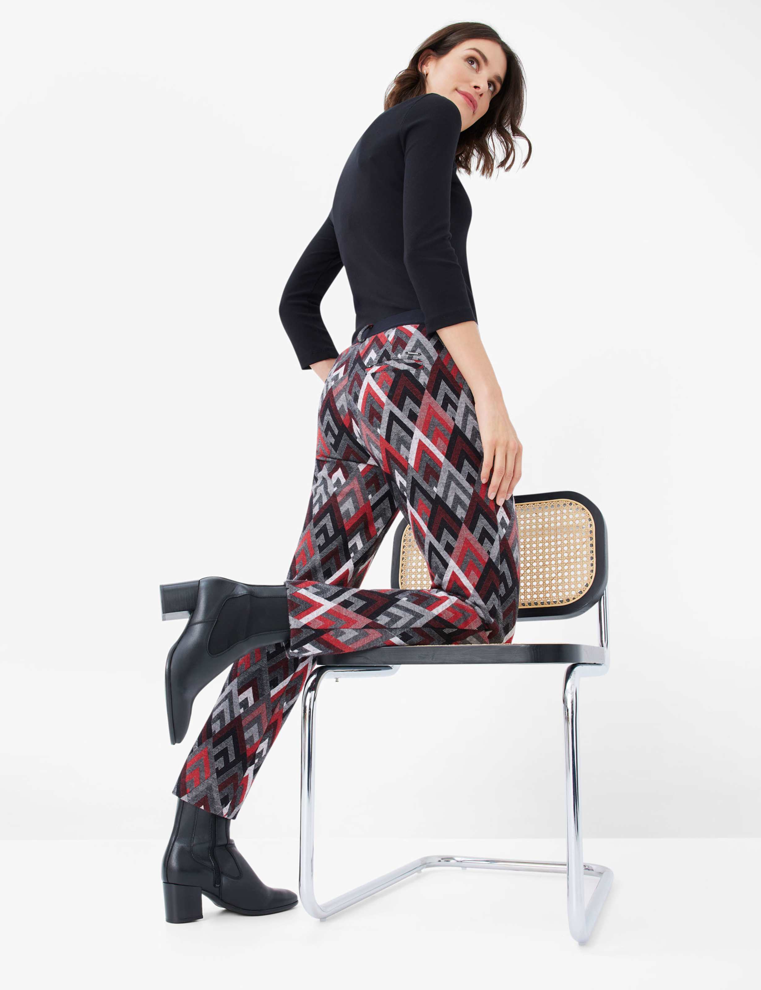Damen Style MARON S Dunkelrot Regular Fit Detail 1