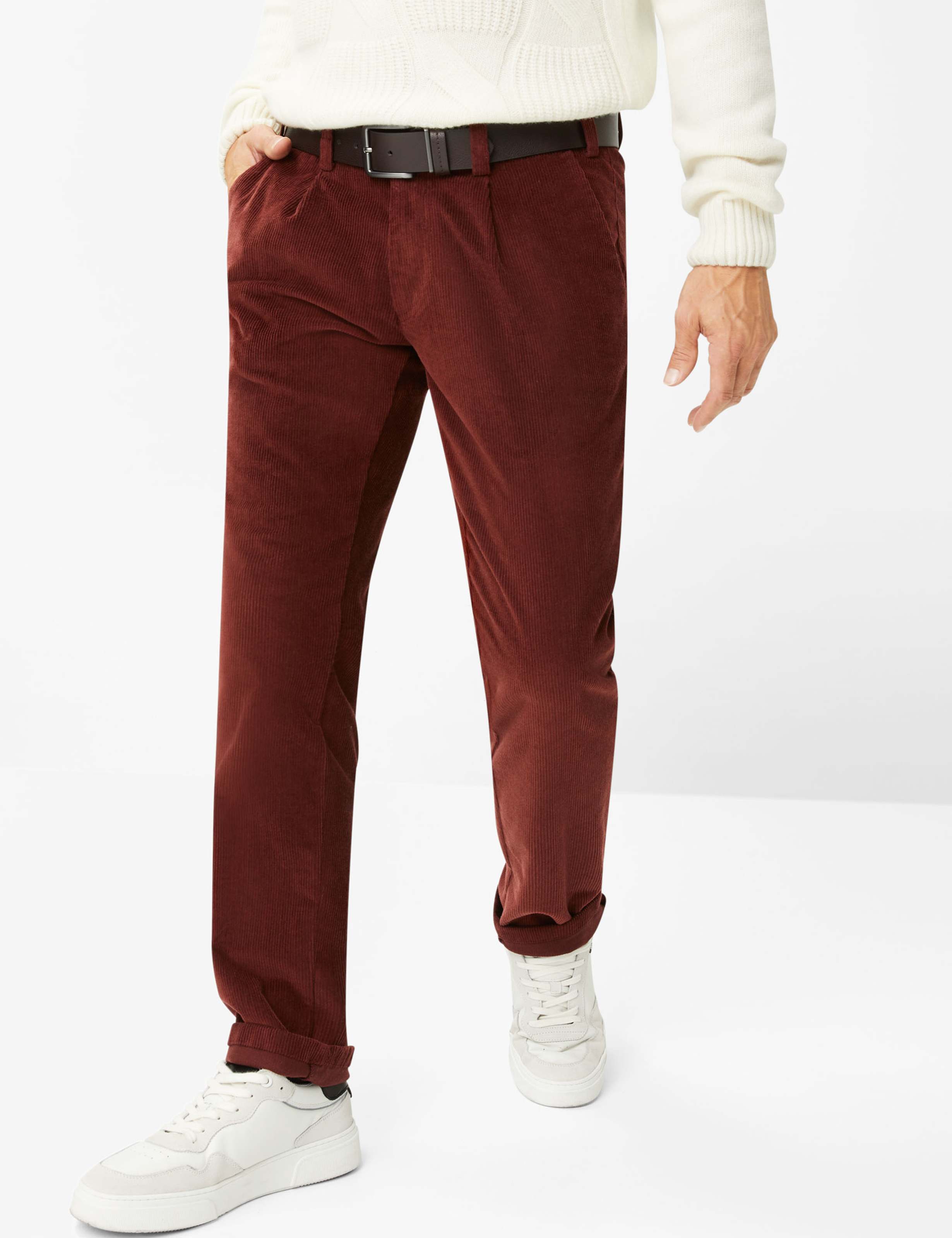 Shades of red, Men, Style LUIS, MODEL_FRONT_ISHOP