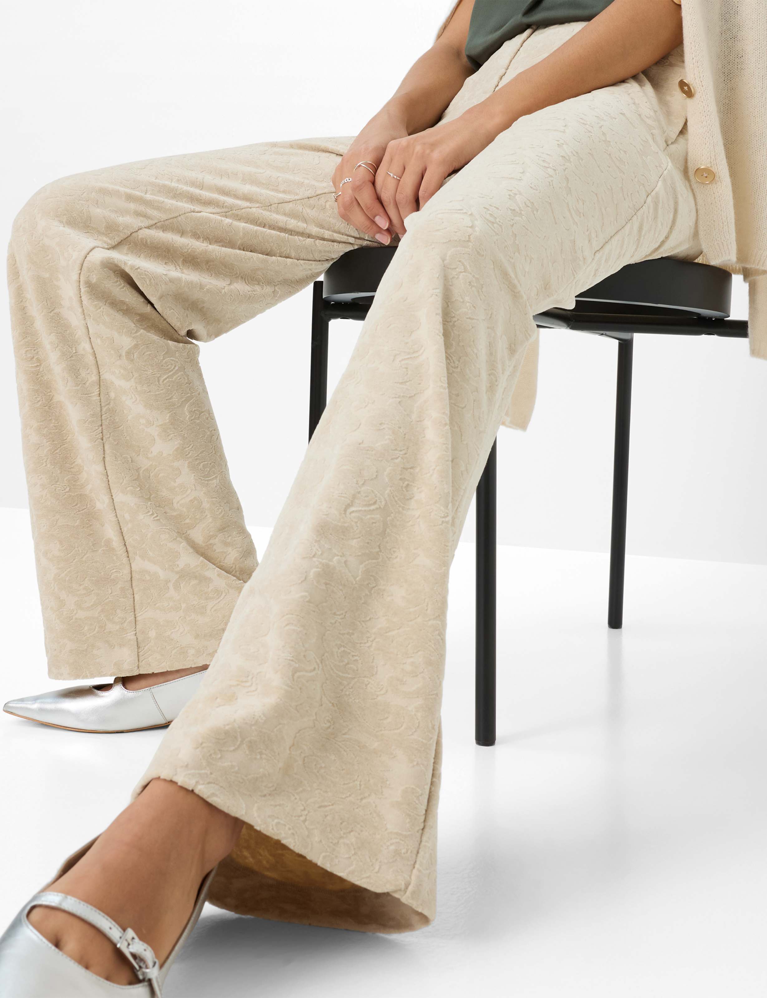 Women Style MAINE Light Beige Wide Leg Detail 1