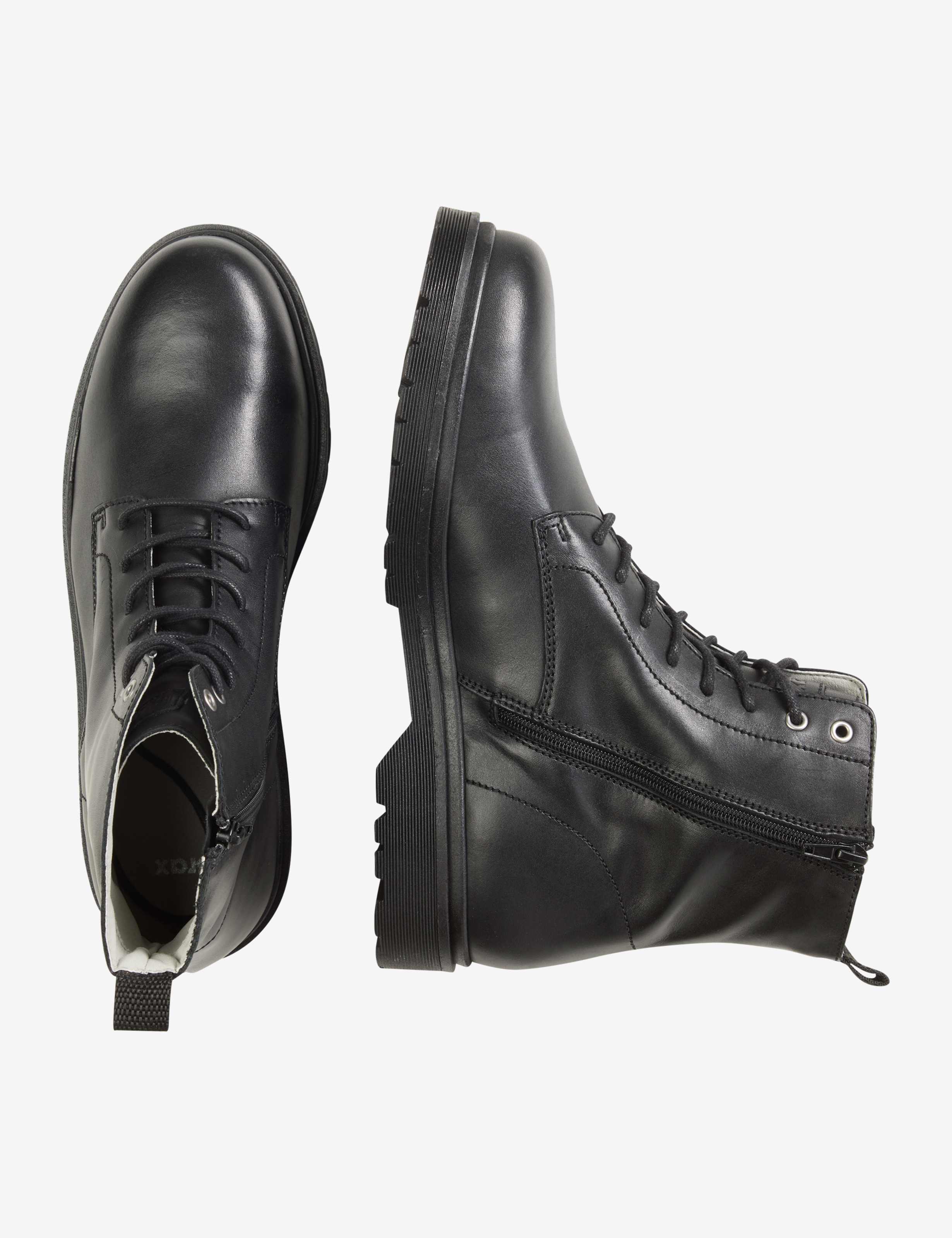 Herren Style BENTO Schwarz  Freisteller Rueck