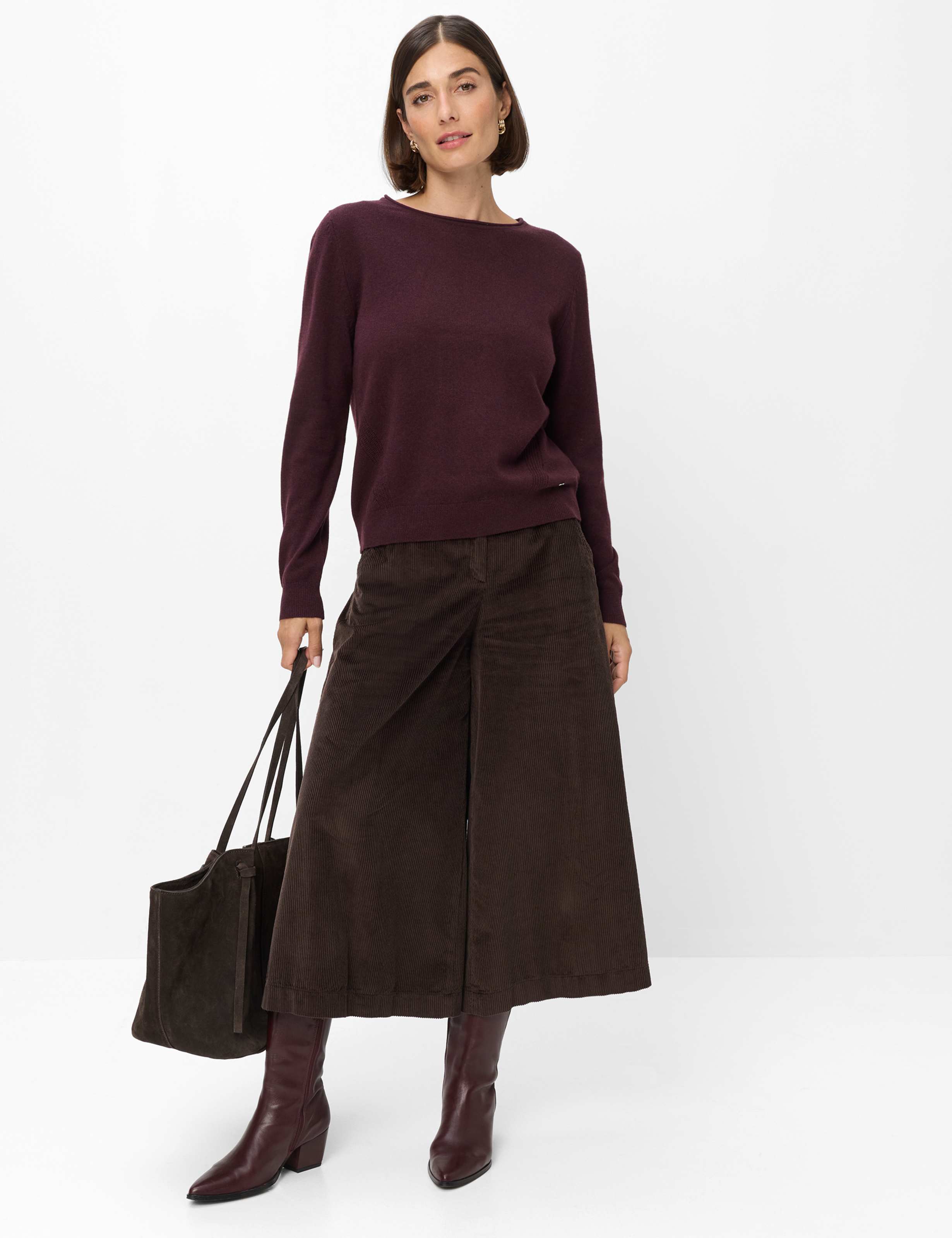 Damen Style LISA Dunkles Lila  Model Outfit