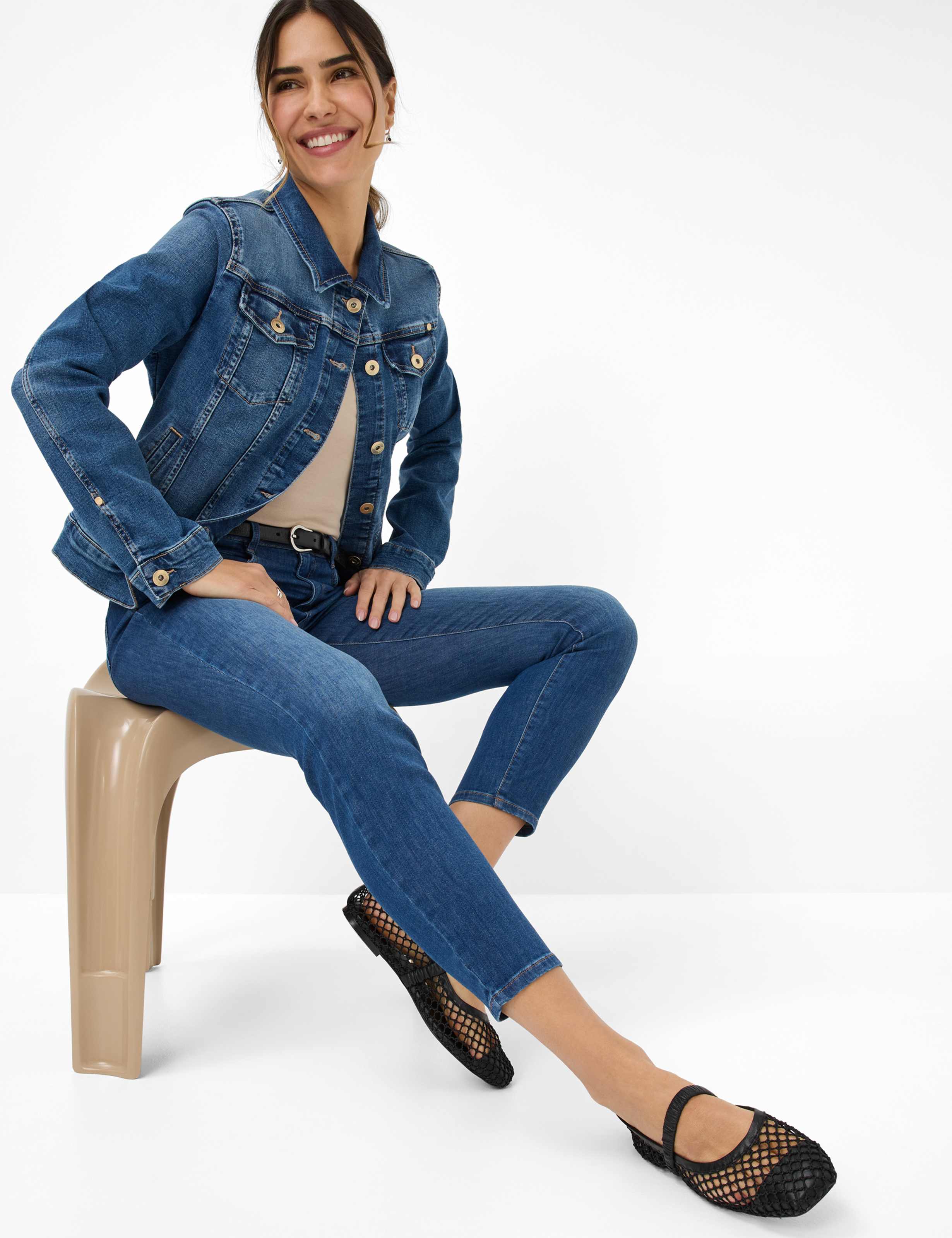 Women Style SHAKIRA S Denim Blue Slim Fit Detail 1