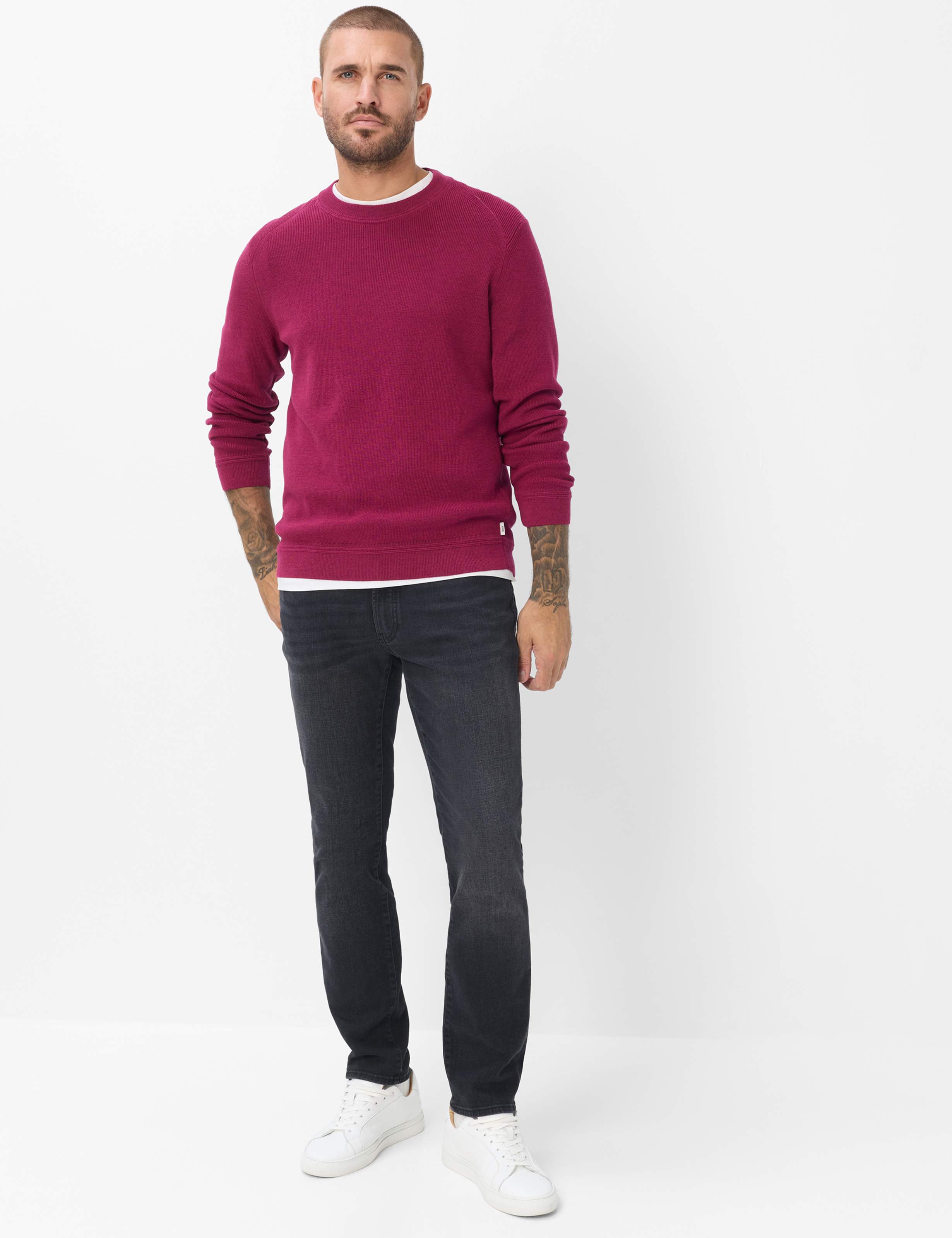 Herren Style ROY Lila  Model Outfit