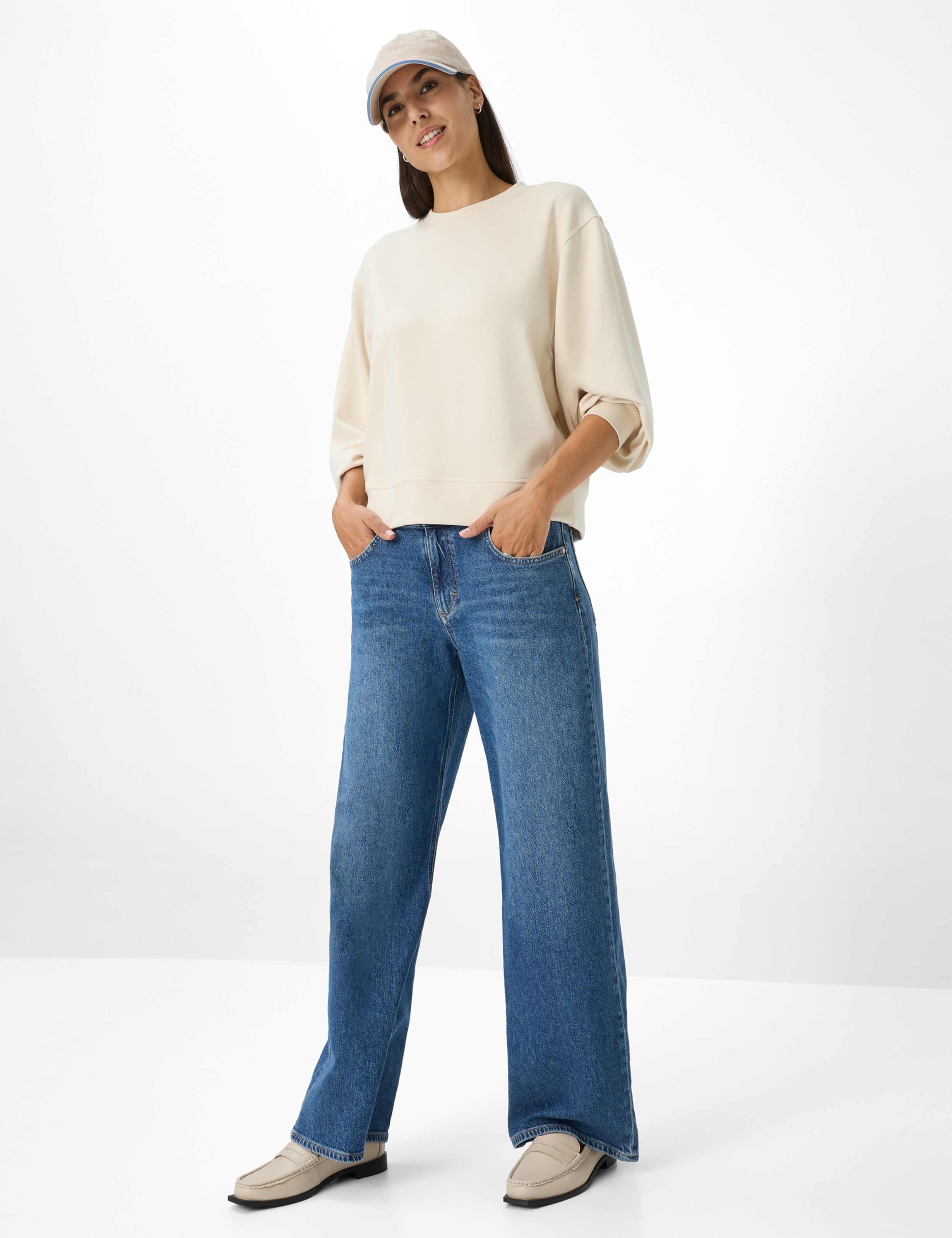 Damen Style BECA L Hellbeige  Model Outfit
