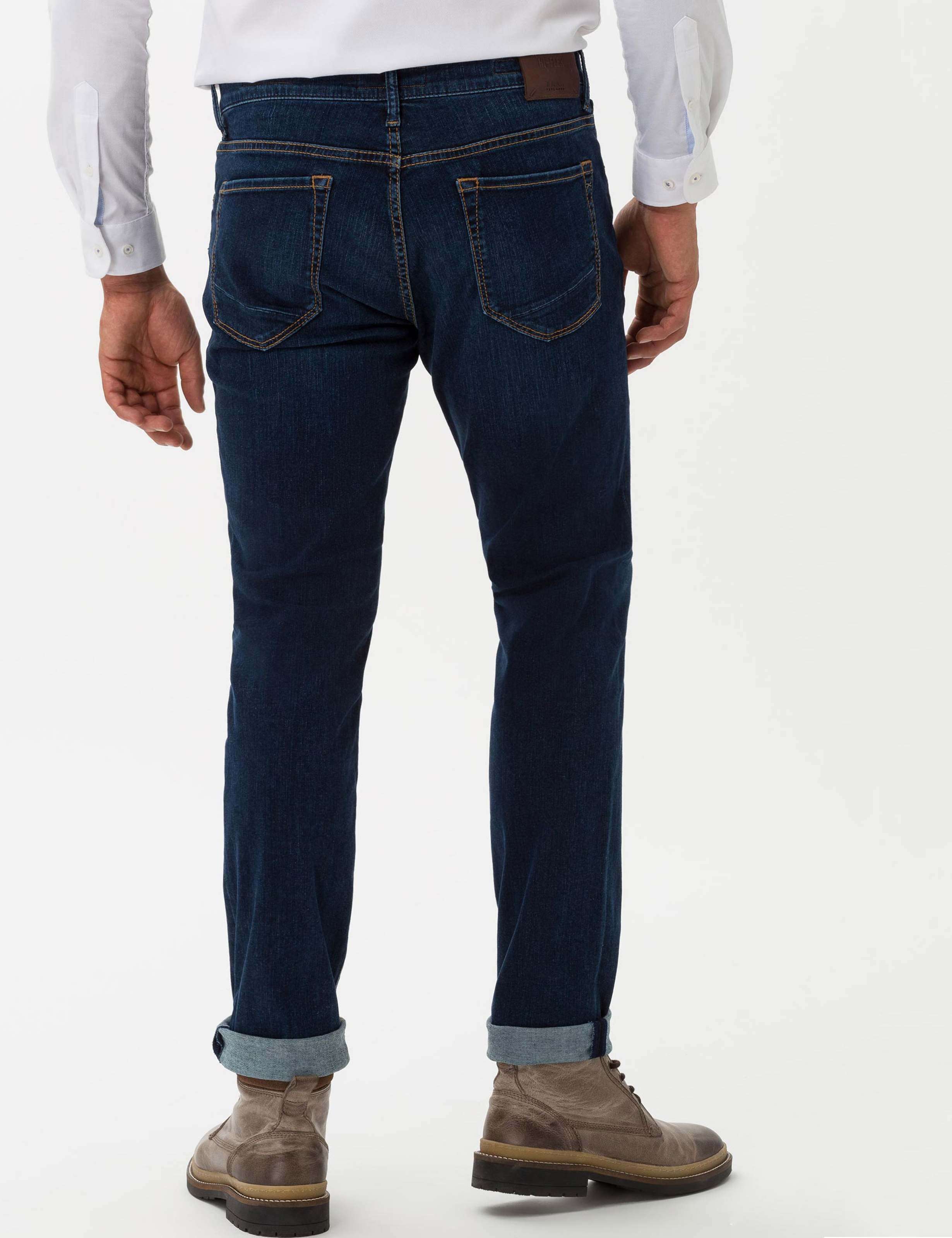 Herren Style CHUCK Denim Blau Modern Fit Model Rueck