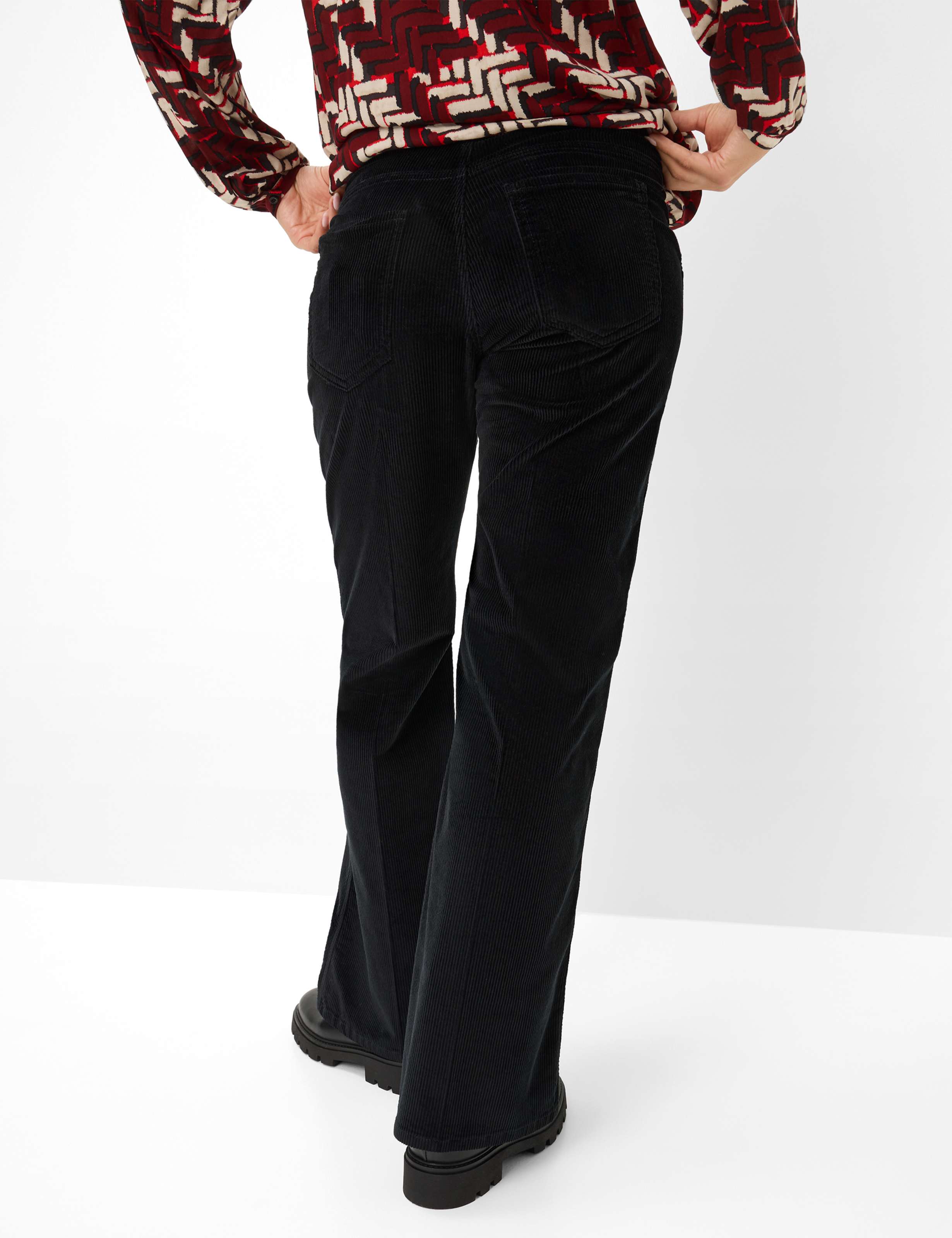 Femme Style MAINE Noir Wide Leg Dos mannequin