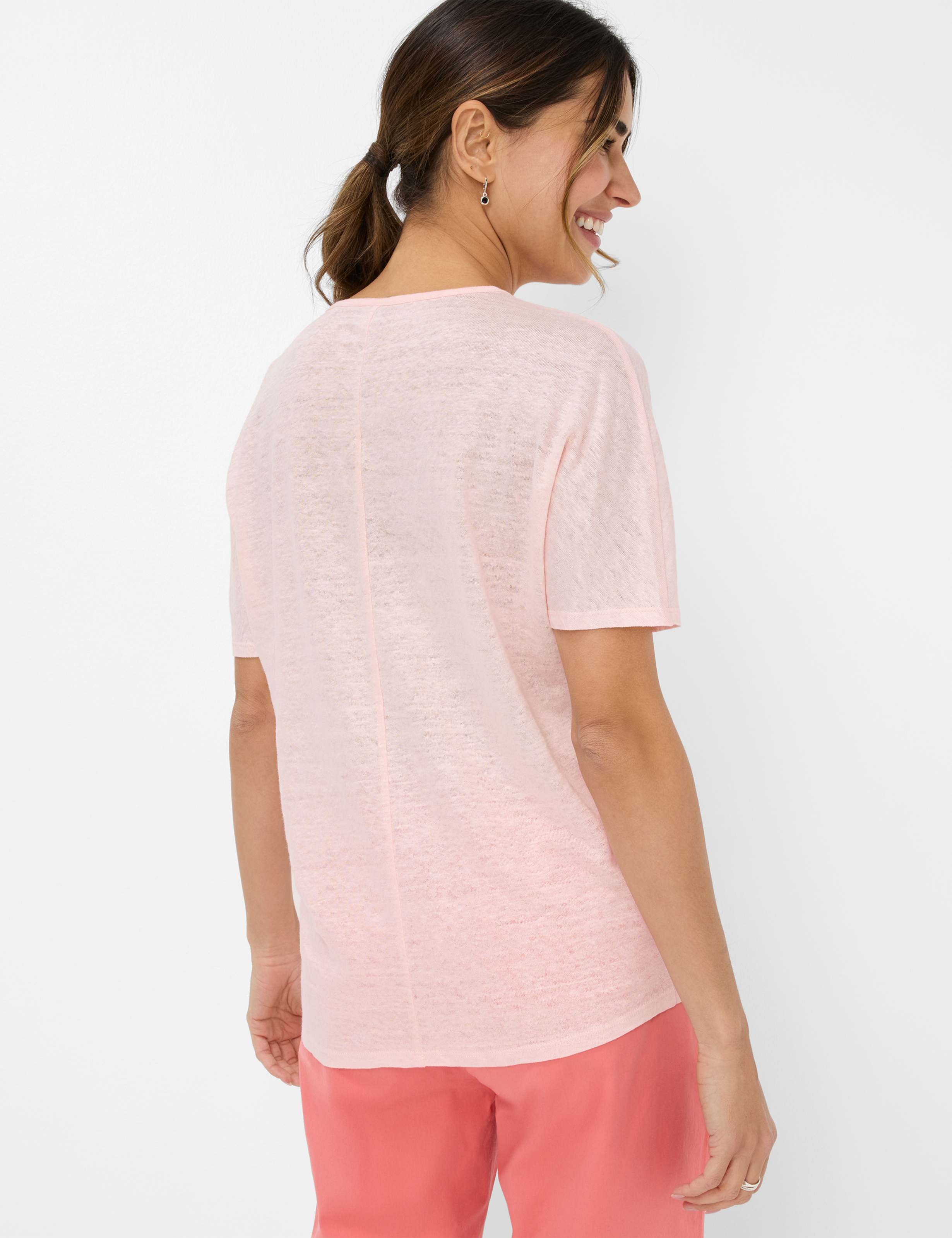 Women Style CAELEN Rose  Model back