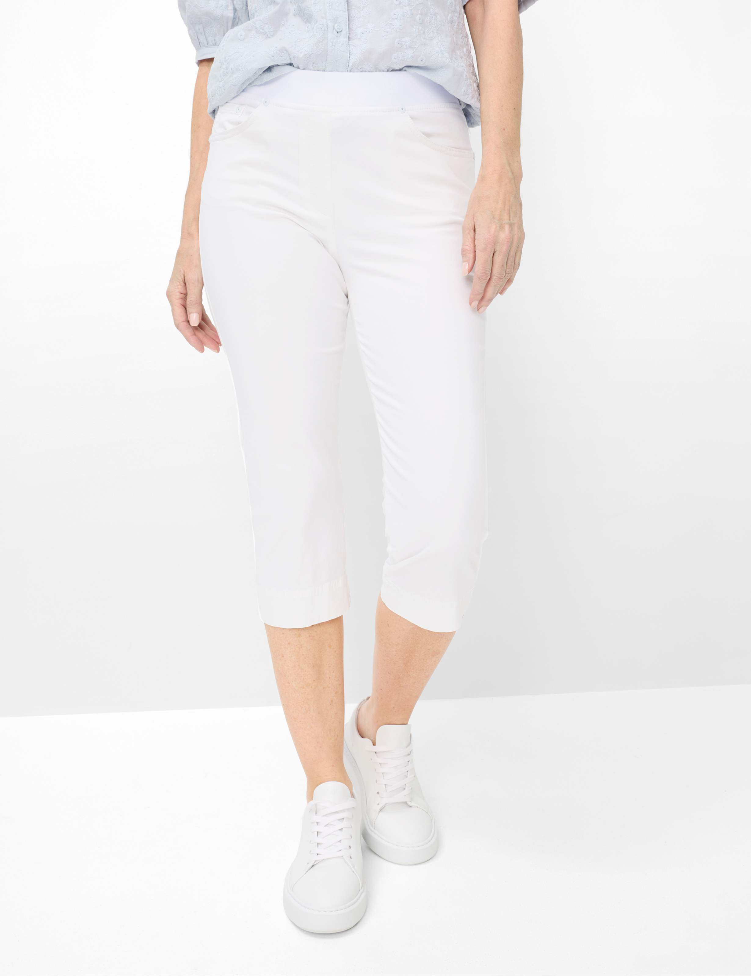 Thumbnail - Raphaela by Brax Damen Hose Style PAMINA CAPRI WHITE, weiß, Gr. 42K