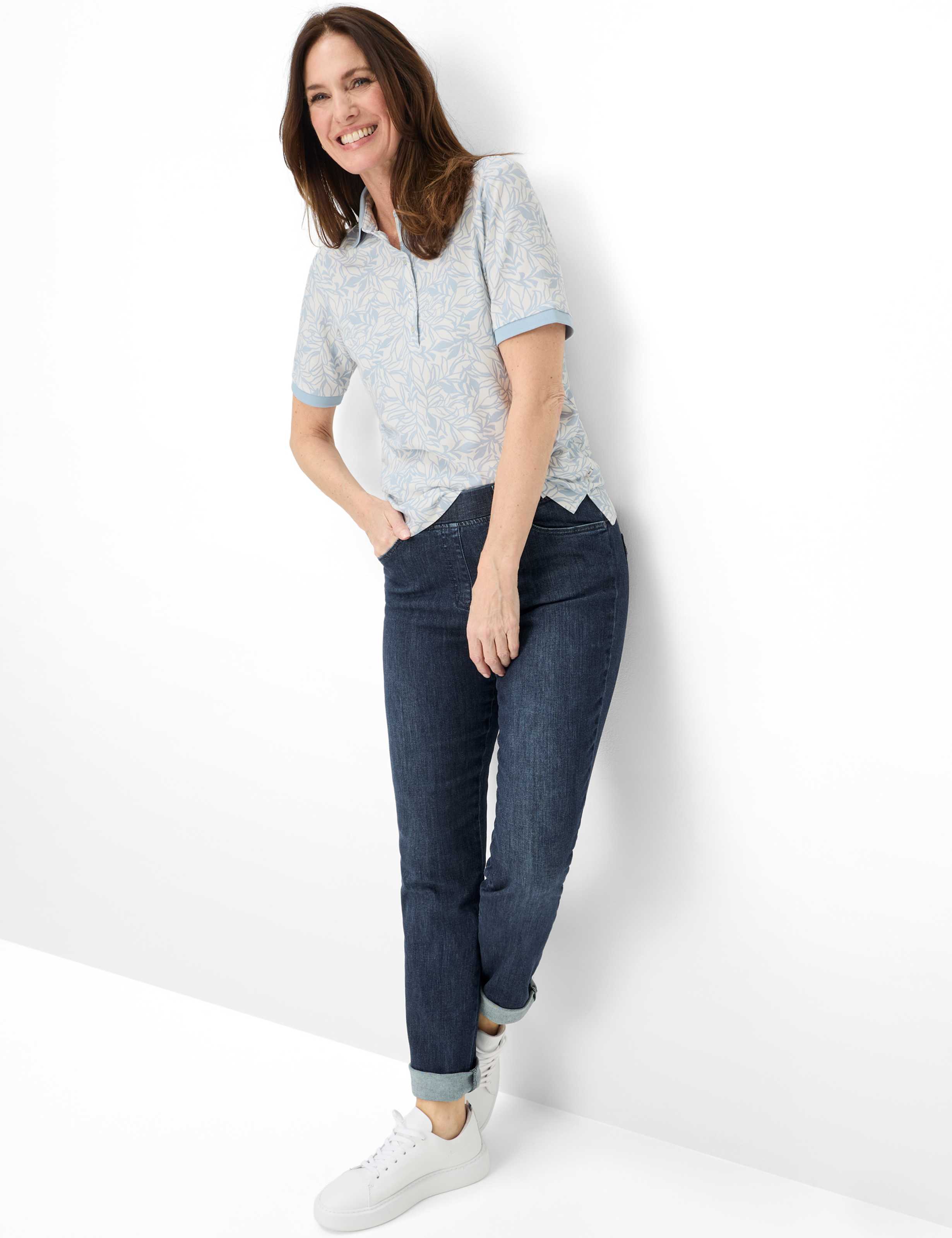 Damen Style LAVINA JOY Denim Blau Super Slim Fit Model Outfit