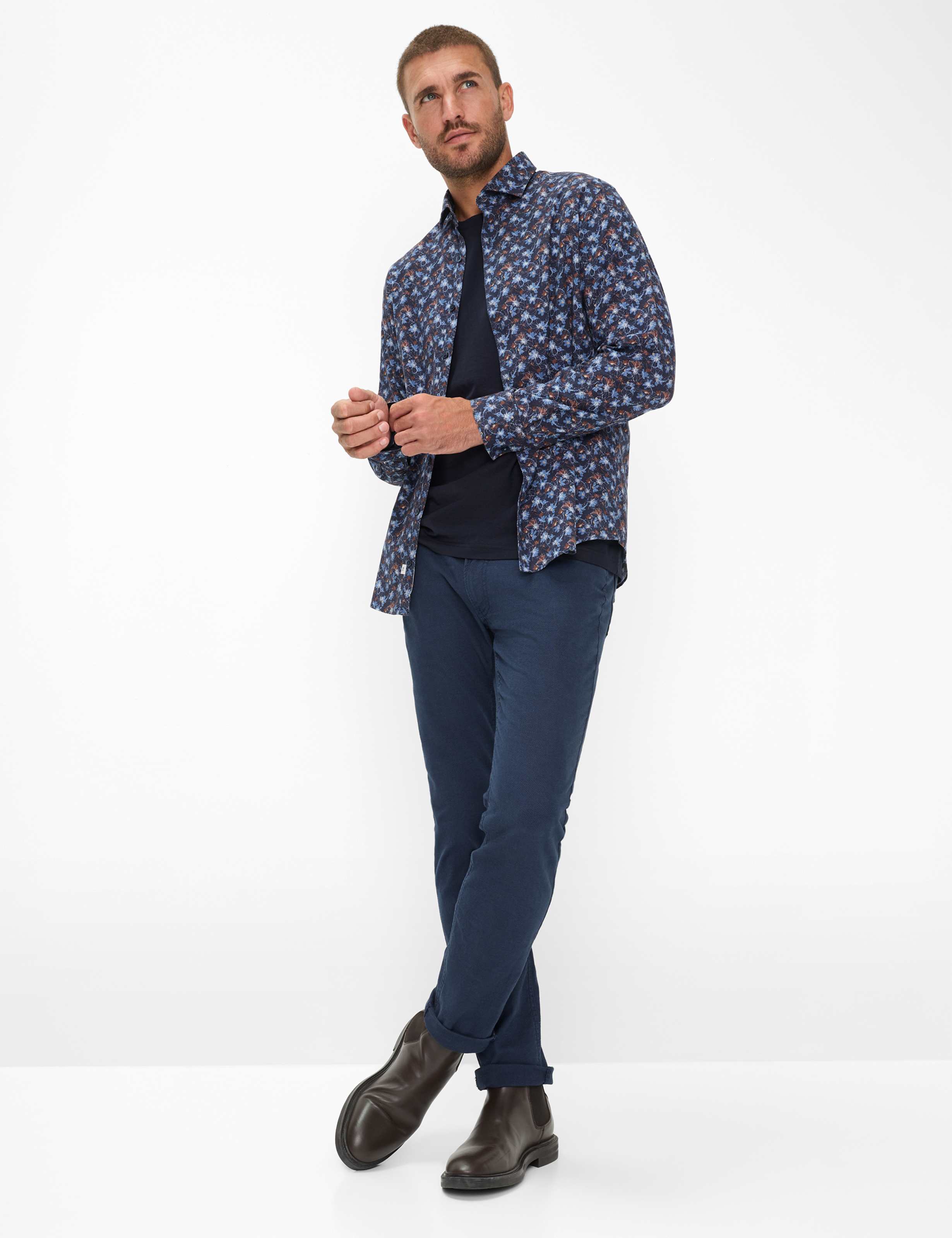 Herren Style HAROLD Dunkelblau  Model Outfit