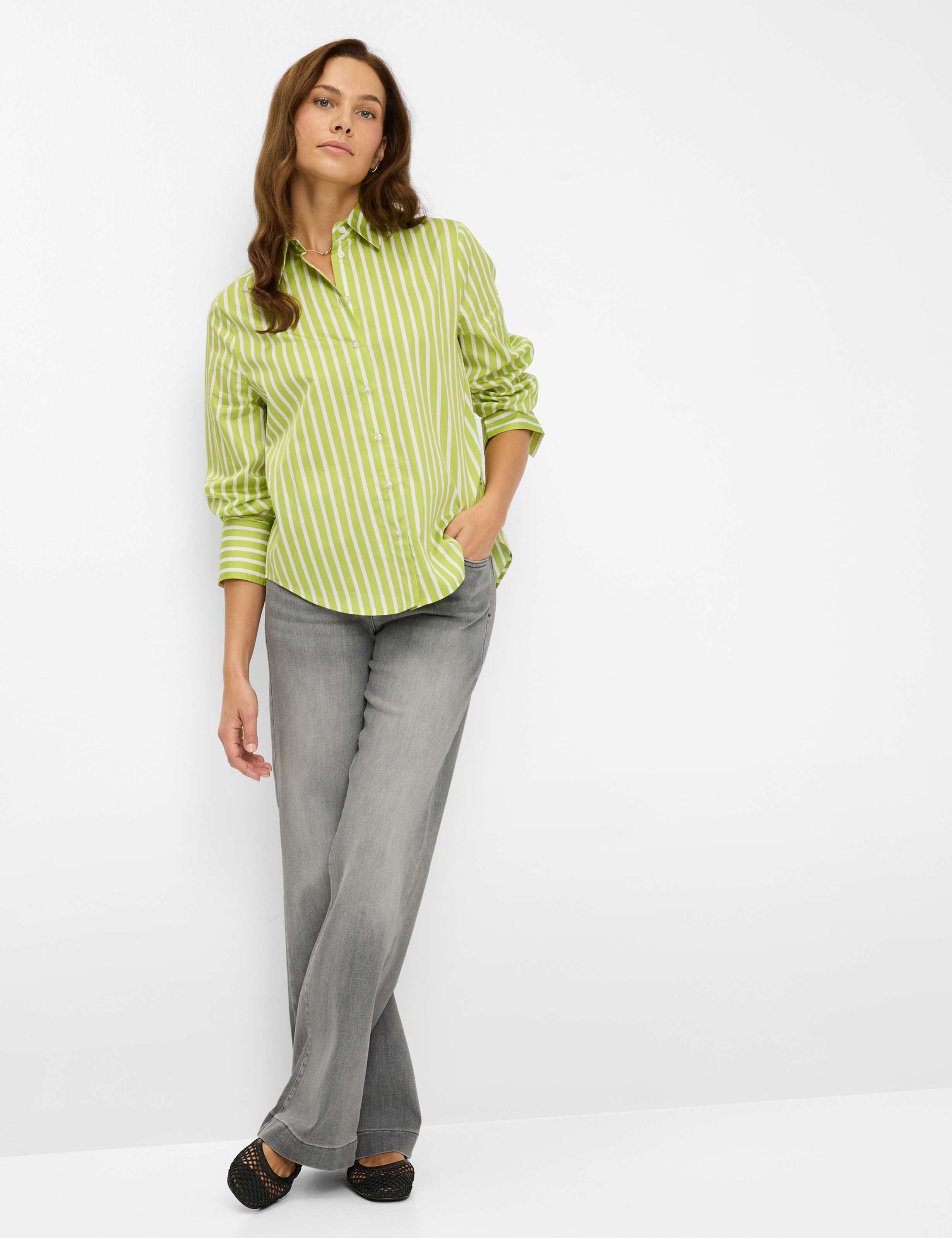 Dames Style VICA Lichtgroen  Model outfit