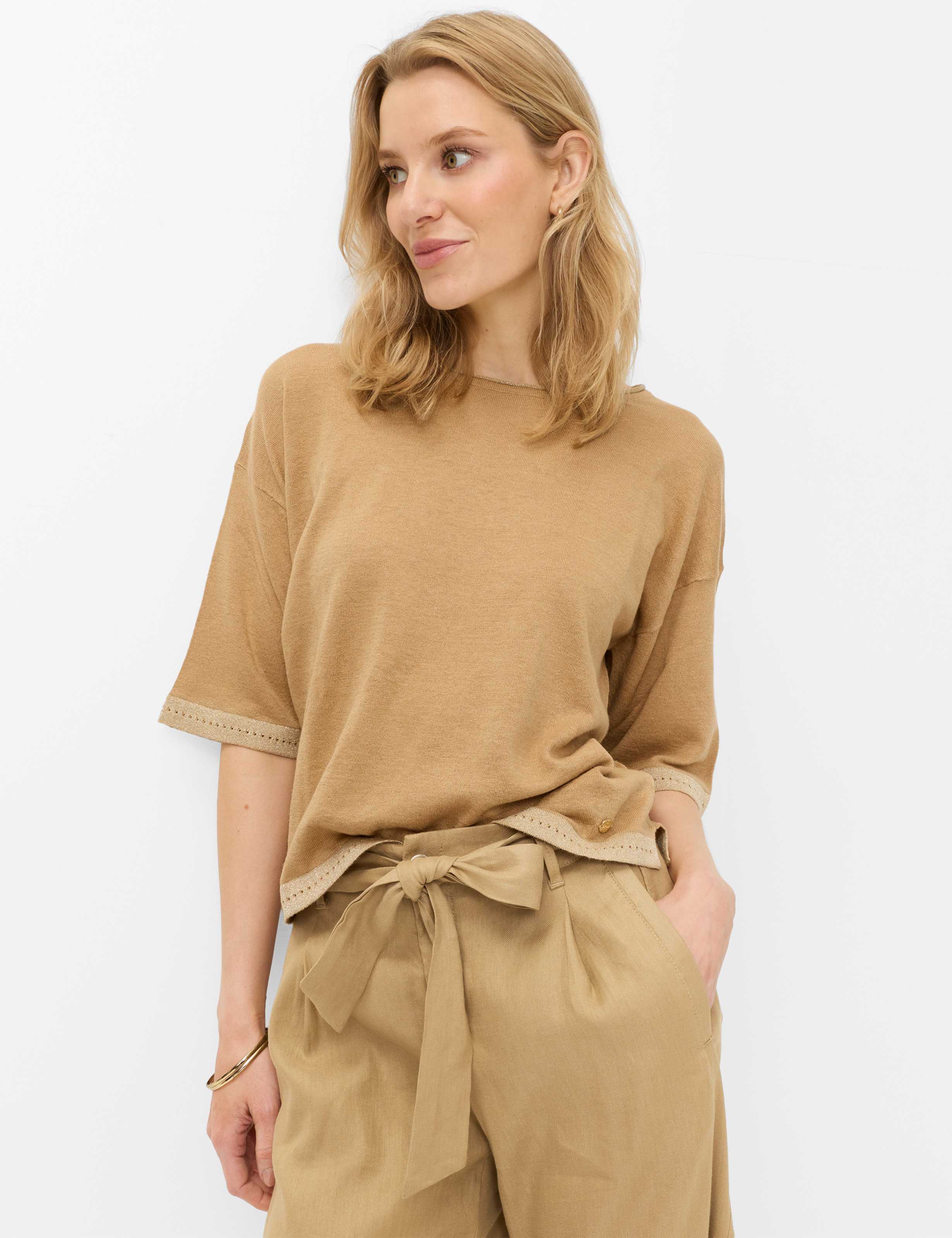 Tons de beige, Femme, Style NOEMI, MODEL_FRONT_ISHOP