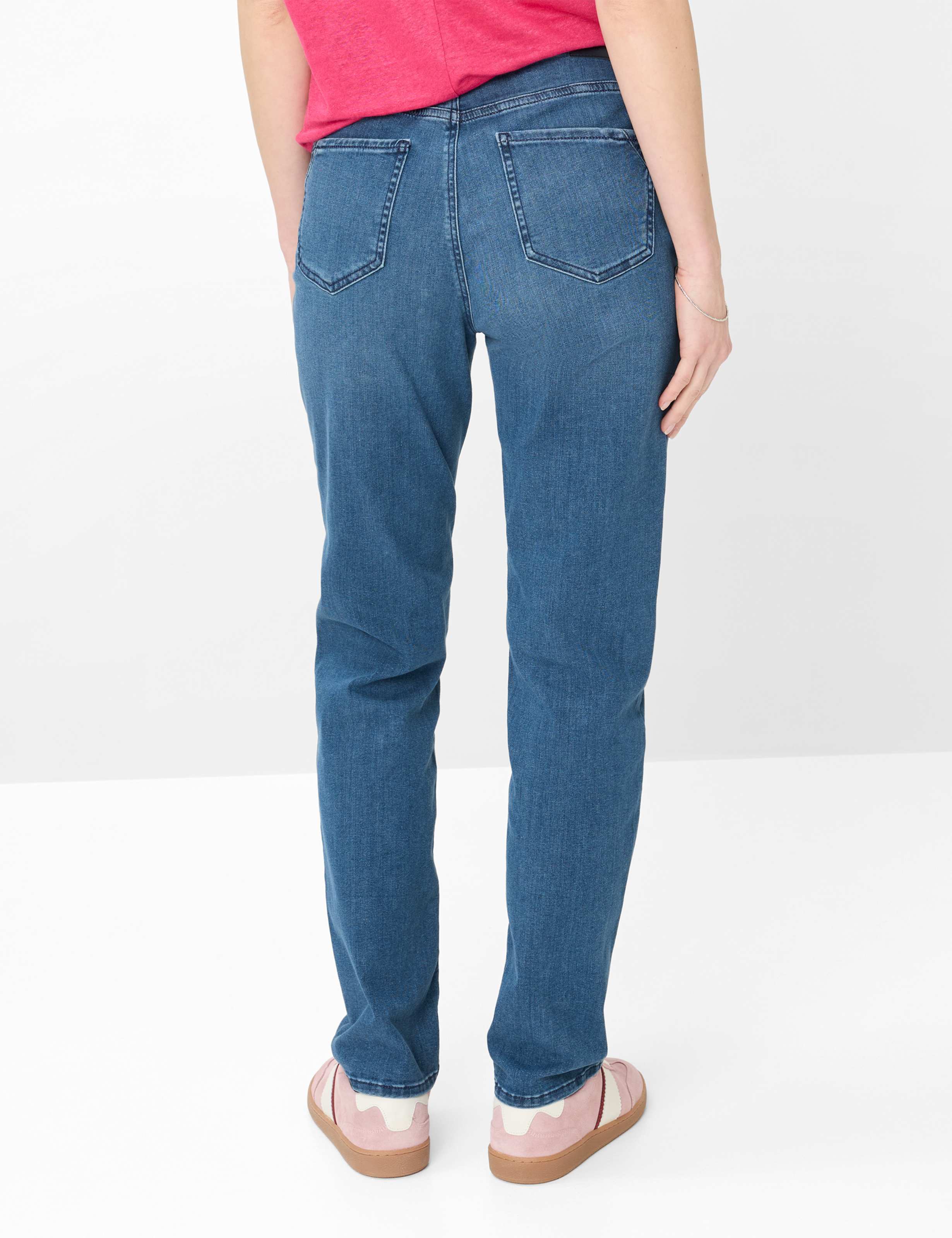 Thumbnail - Brax Damen Five-Pocket-Hose Style CAROLA USED STONE BLUE, denim blau, Gr. 38