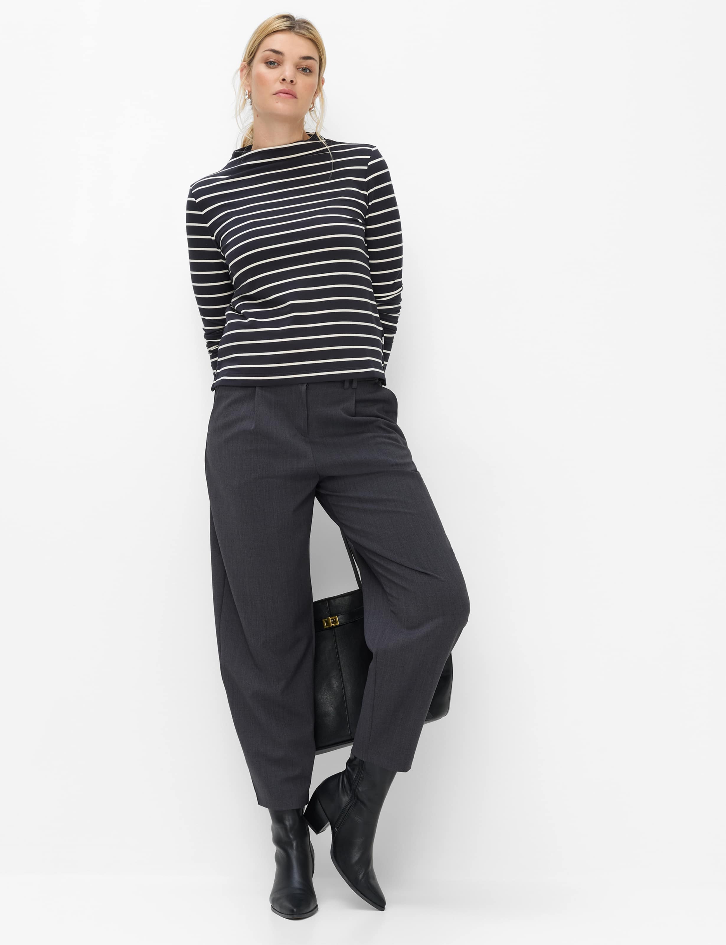 Damen Style CARINA L Dunkelgrau  Model Outfit