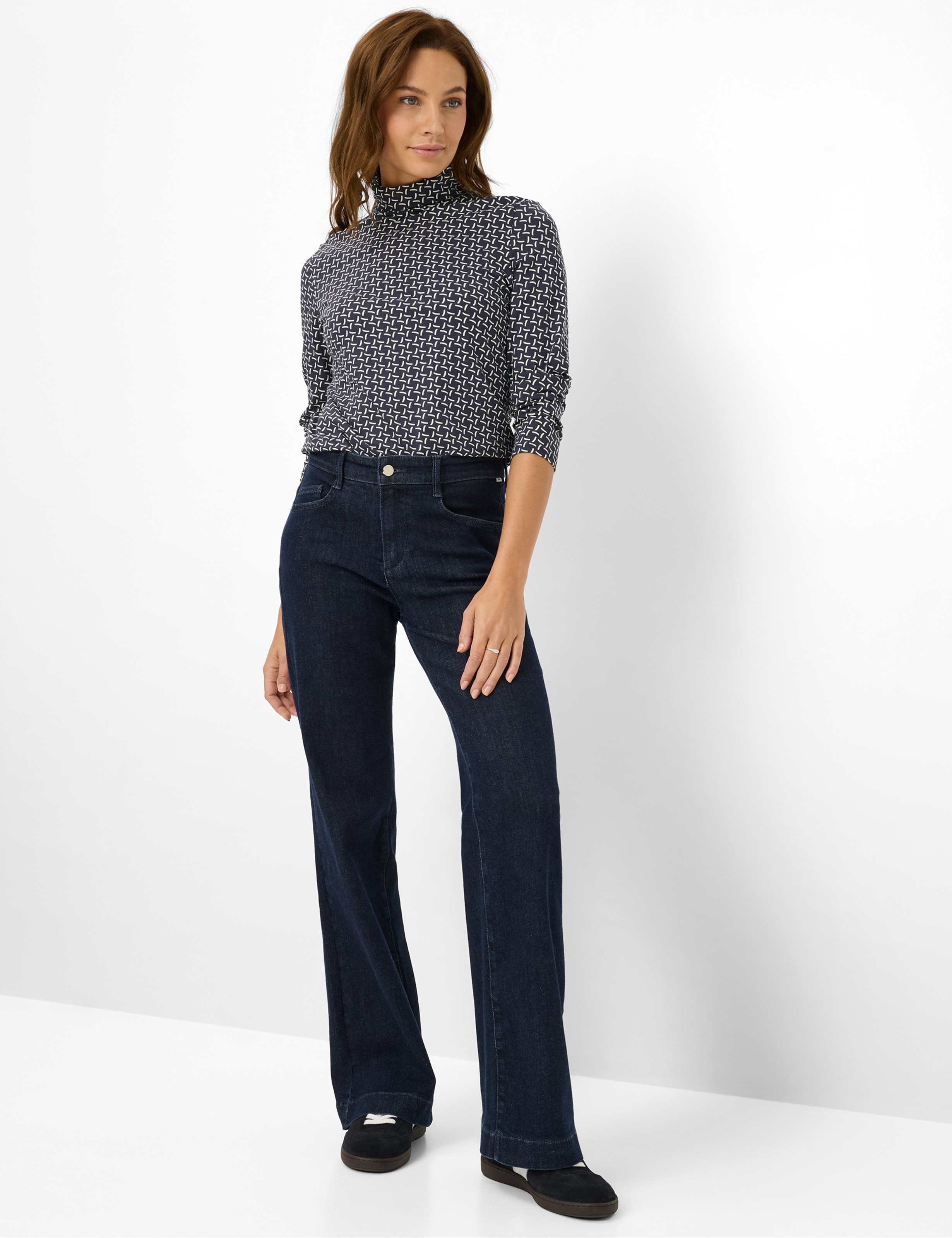 Damen Style CARINA L Dunkelblau  Model Outfit