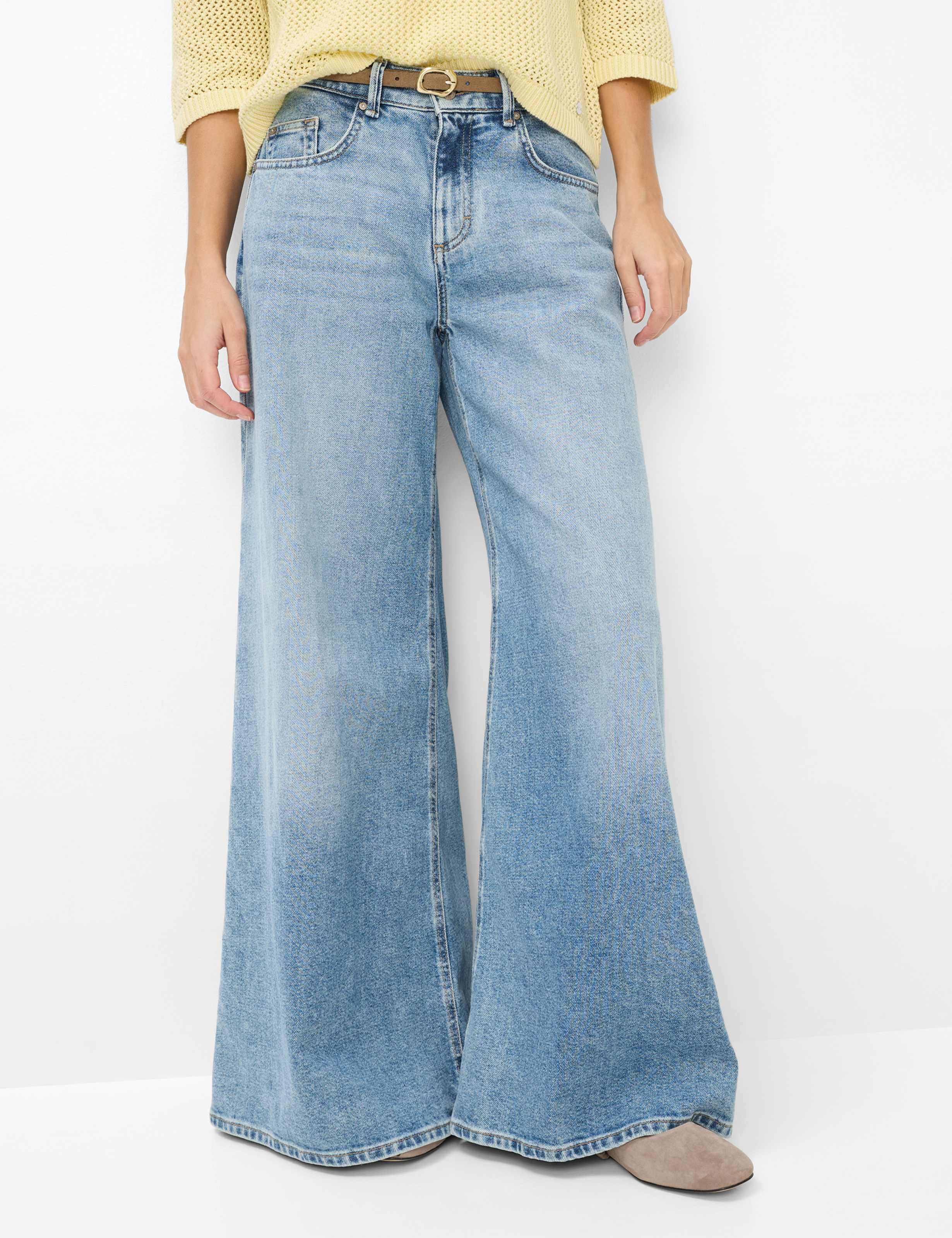 Blautöne, Damen, Style MARCH, MODEL_FRONT_ISHOP