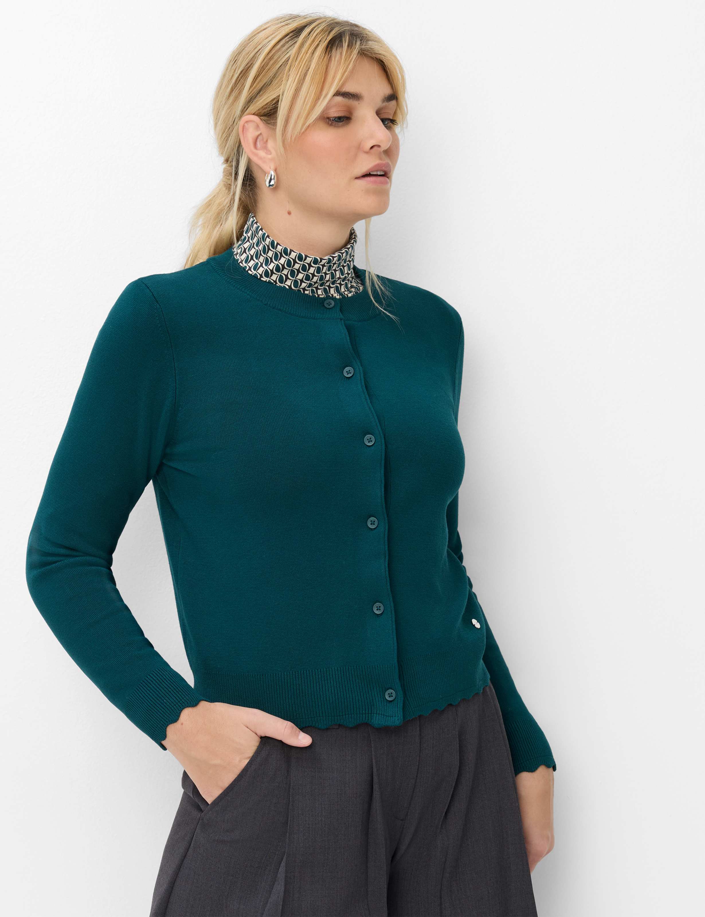 Grüntöne, Damen, Style ANN, MODEL_FRONT_ISHOP