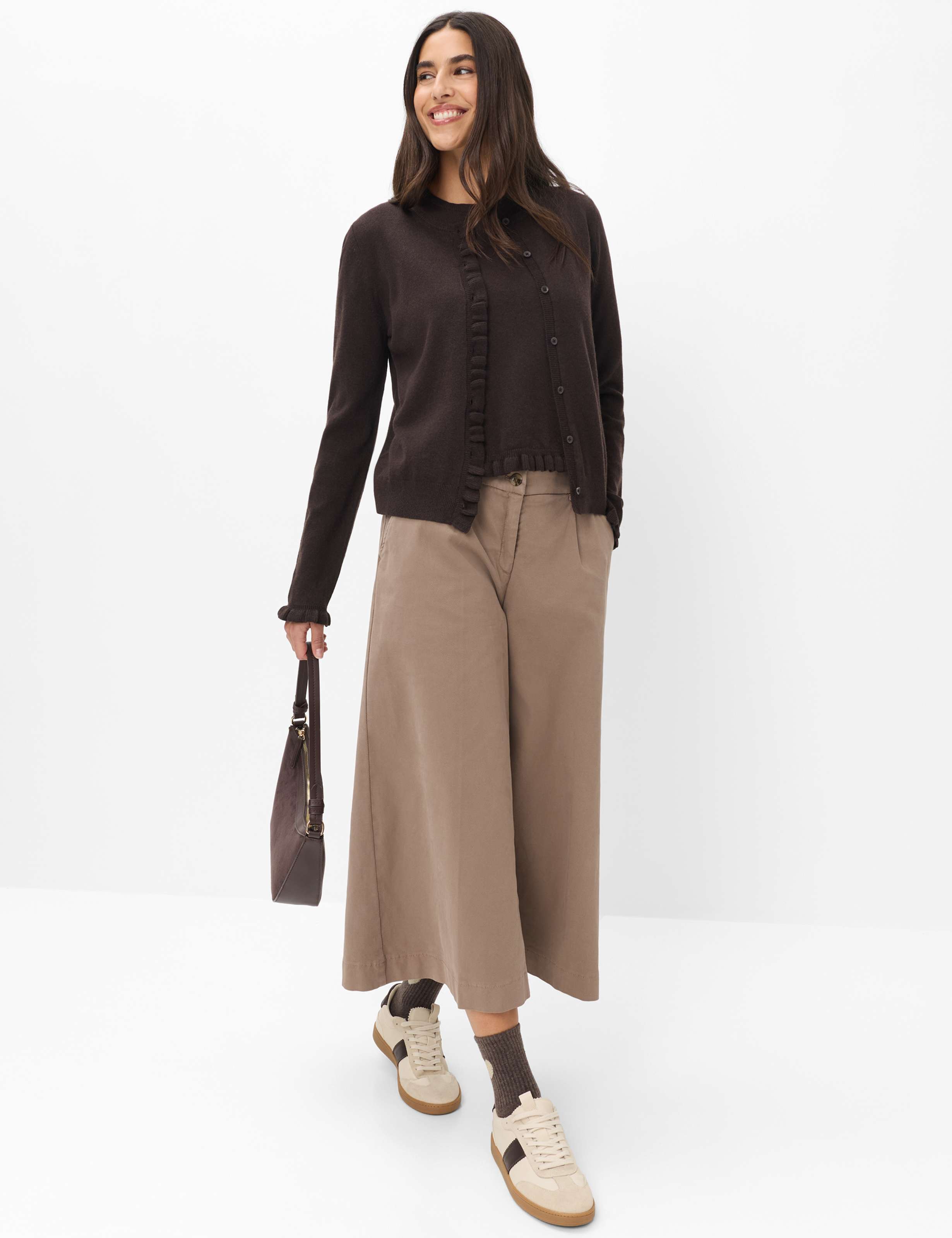 Dames Style ANN Donkerbruin  Model outfit