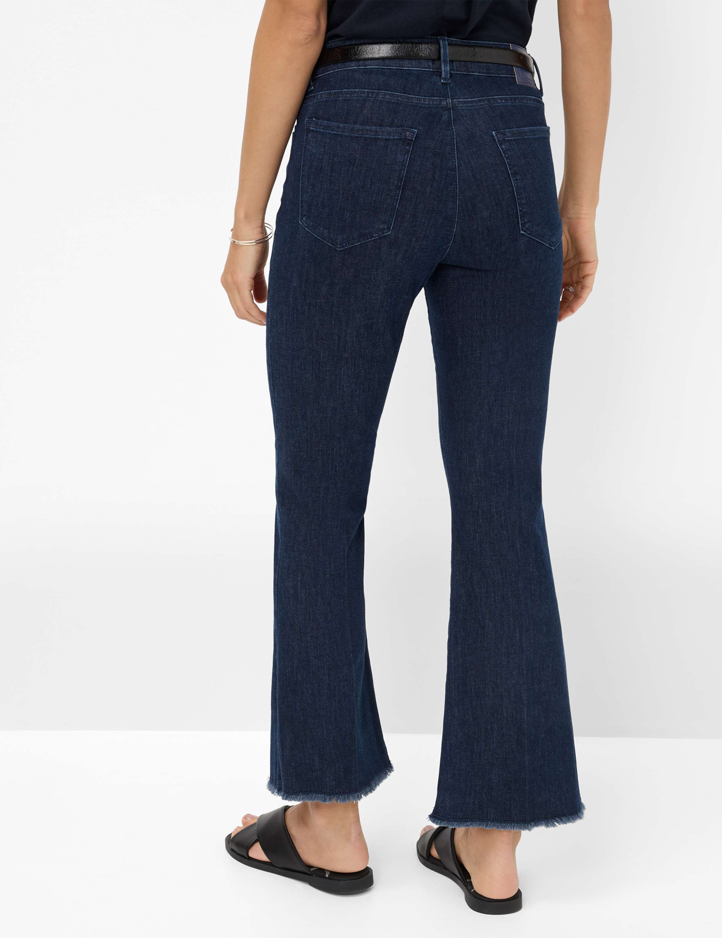 Women Style SHAKIRA S Denim Dark Blue Slim Fit Model back