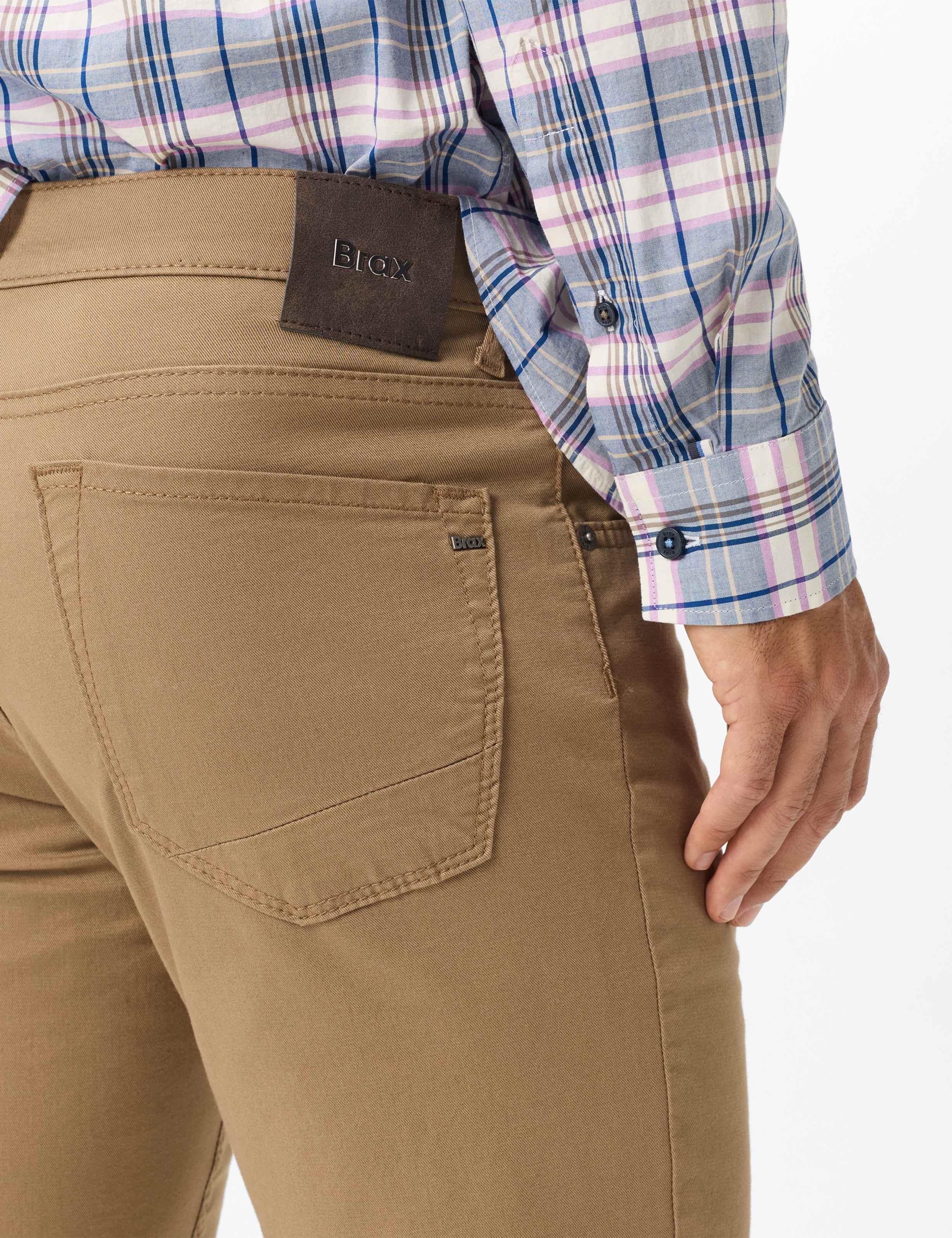 Men Style CHUCK Light Brown Modern Fit Detail 2