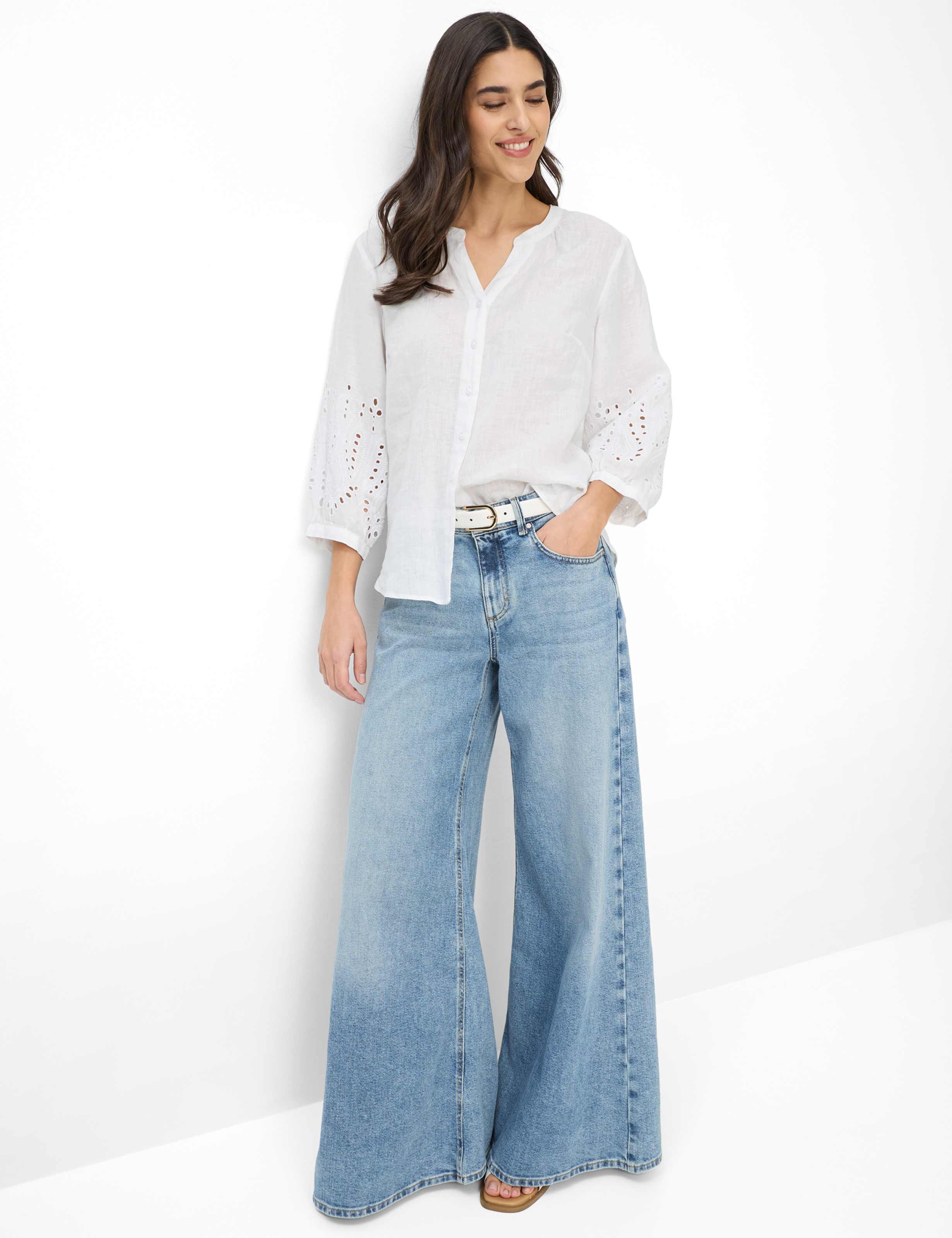 Damen Style VELIA Weiß  Model Outfit