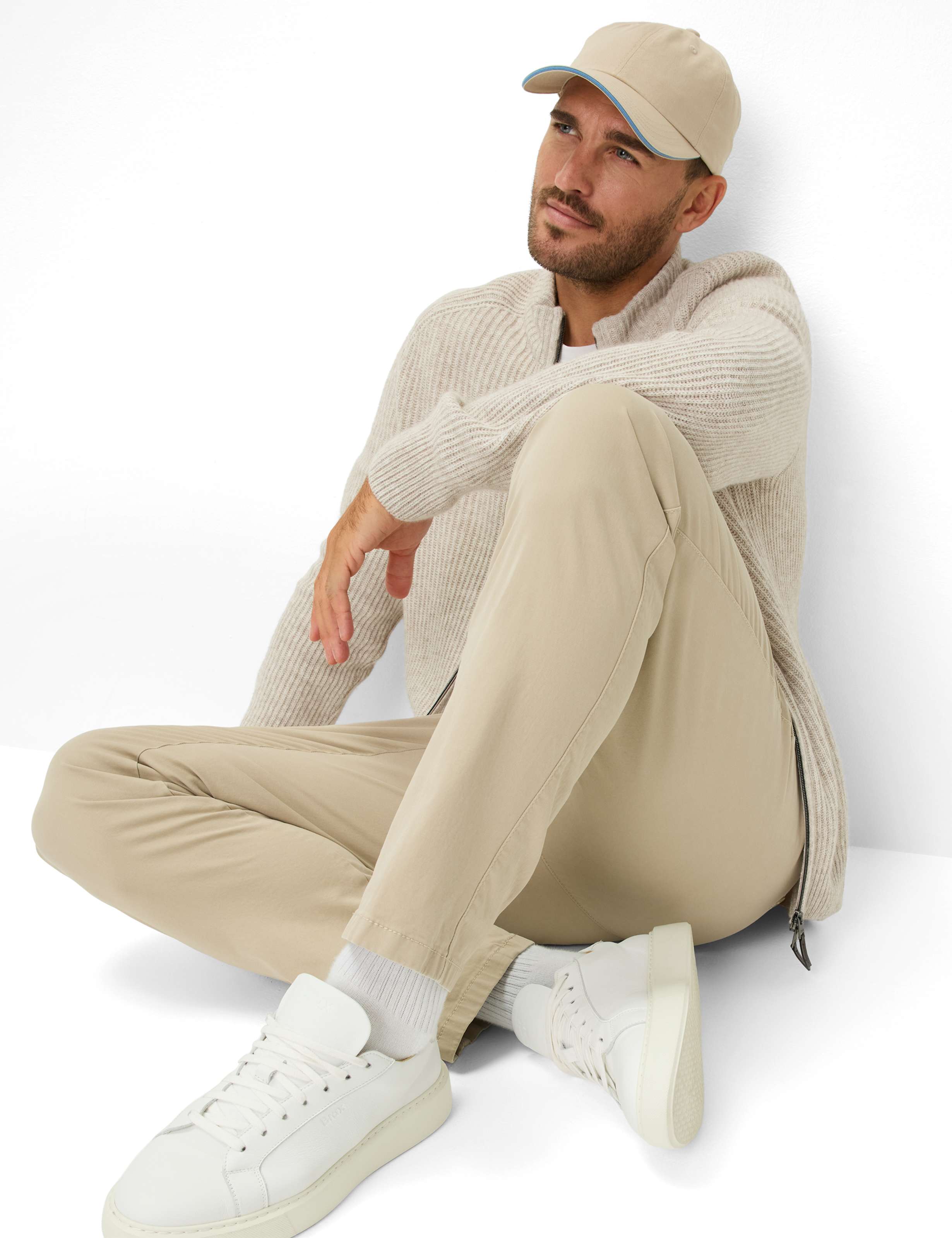 Men Style EVEREST Light Beige Regular Fit Detail 1