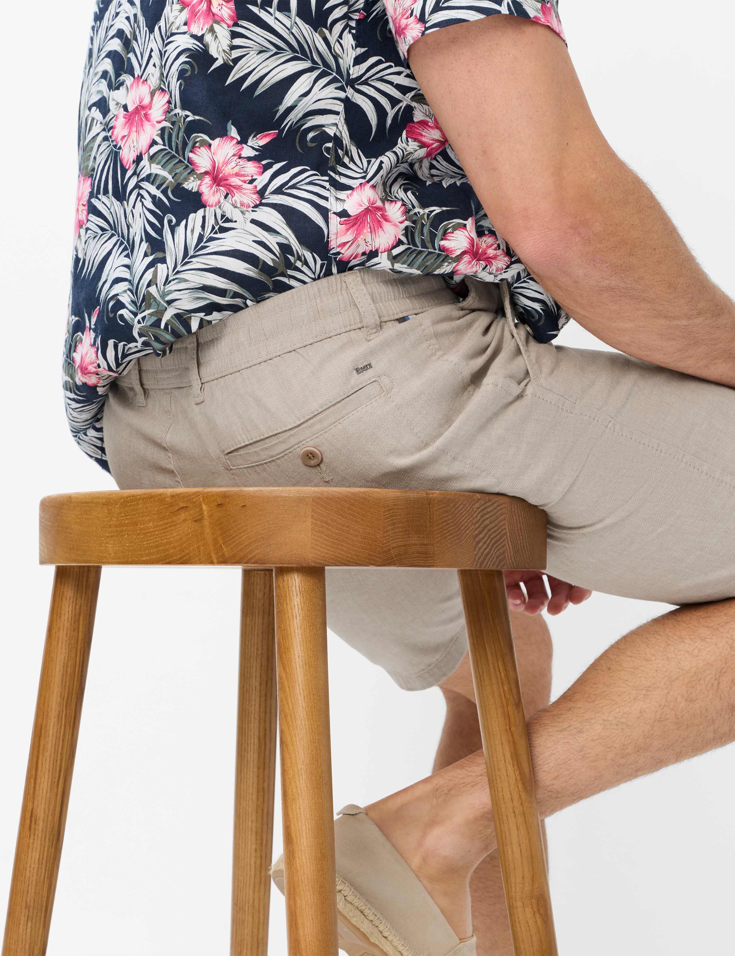 Men Style BALU Light Brown Modern Fit Detail 1