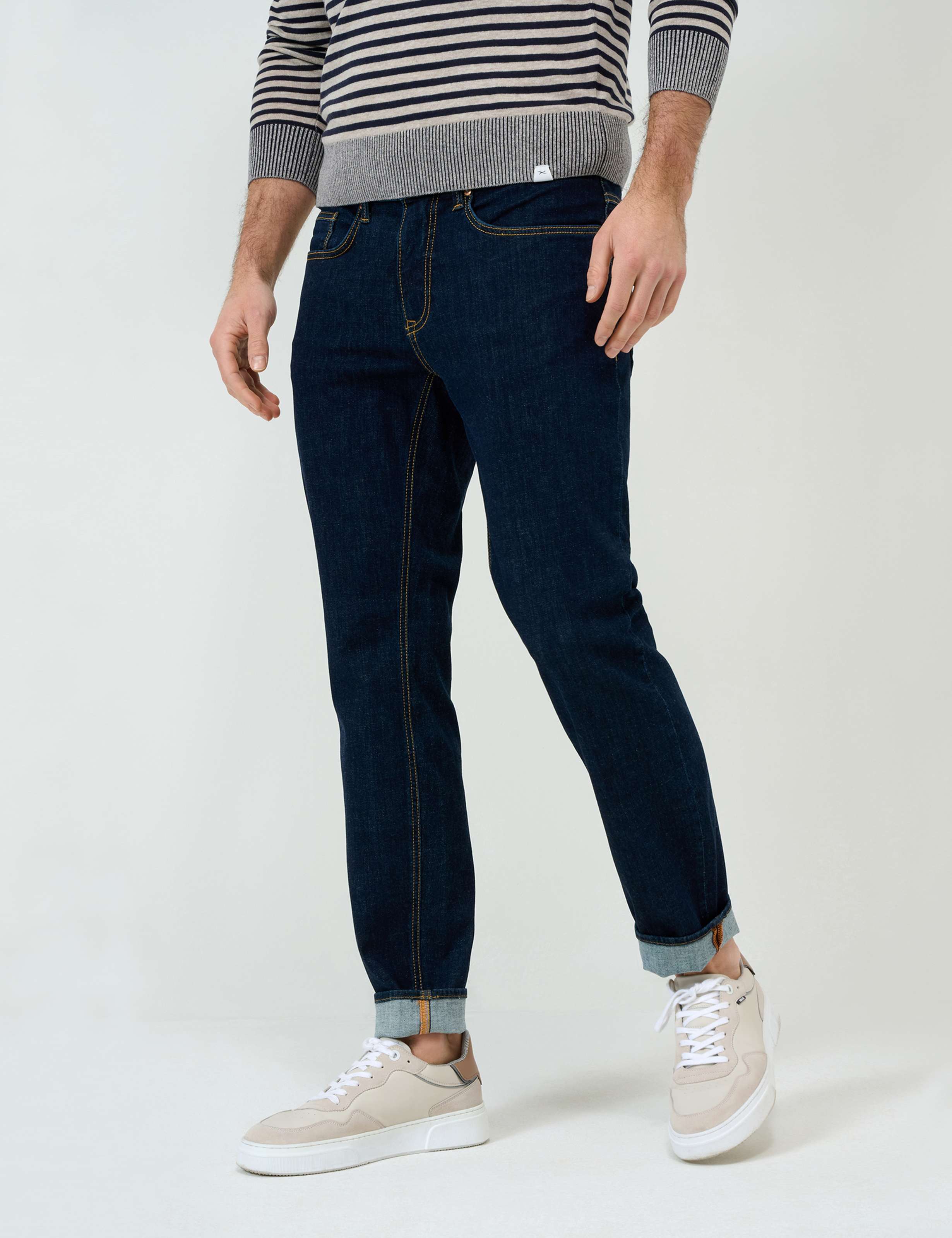 Men Style CHRIS RAW Slim Fit Model Front