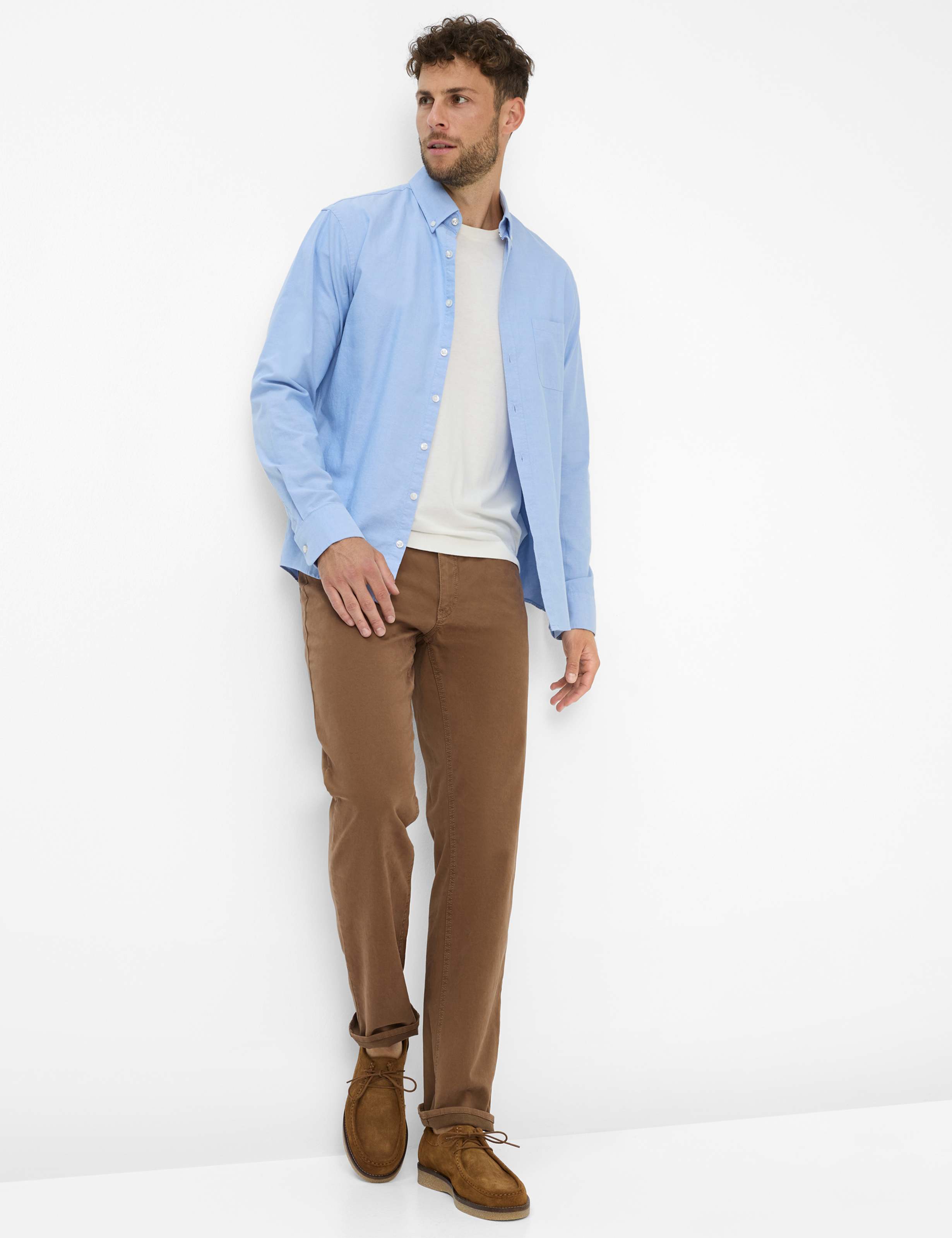 Herren Style COOPER Braun Regular Fit Model Outfit