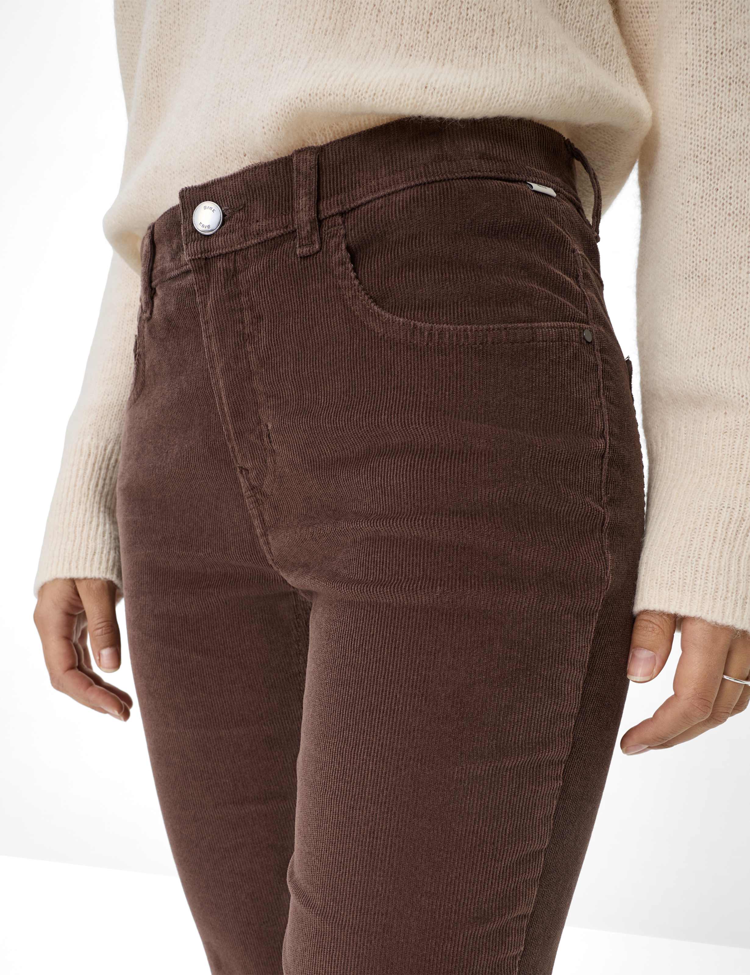 Women Style MARY Dark Brown Regular Fit Detail 2