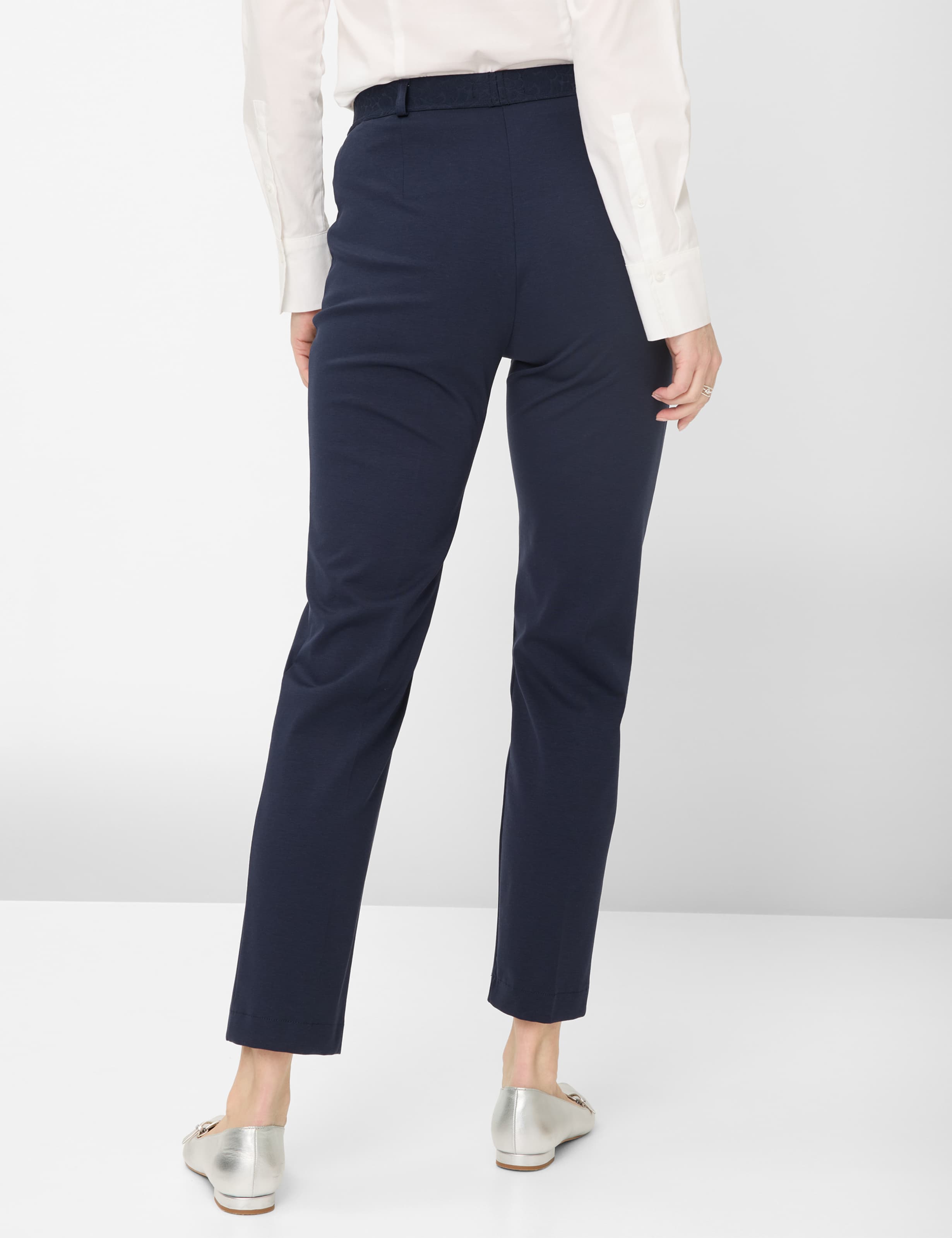 Damen Style CILLY Dunkelblau Comfort Plus Fit Model Rueck